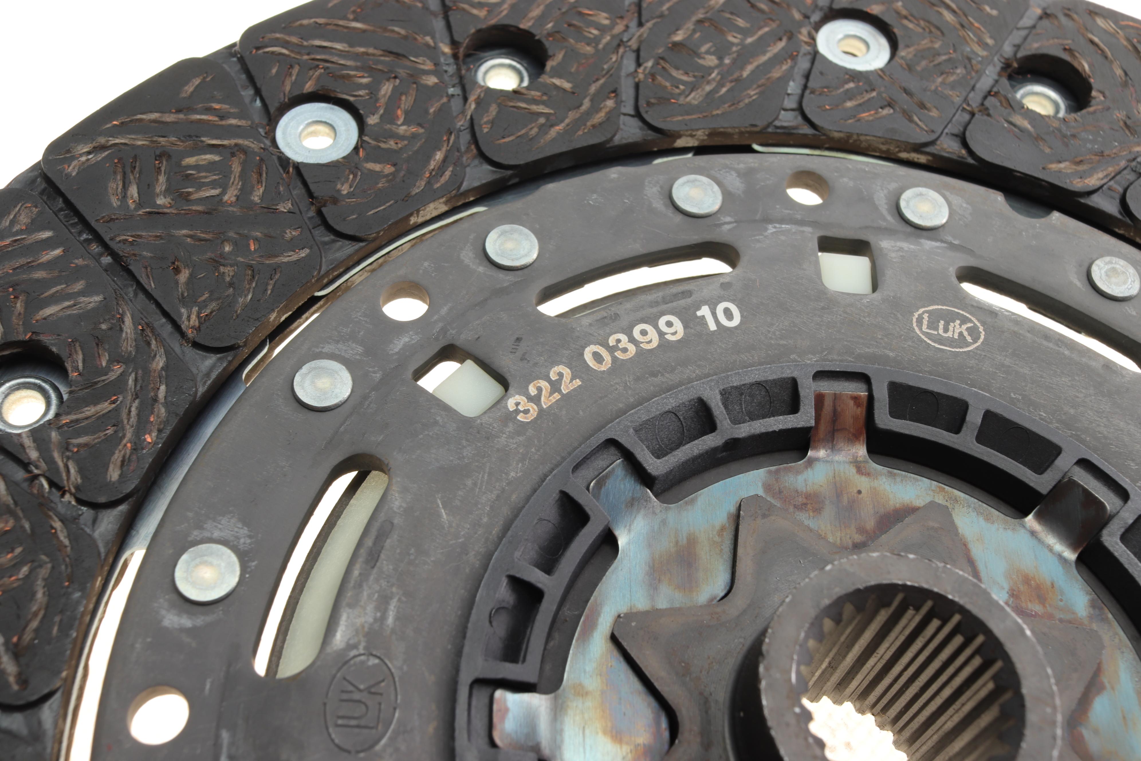 Комплект зчеплення Fiat Fiorino 1.3D Multijet 07- (d=220mm) (+вижимний)