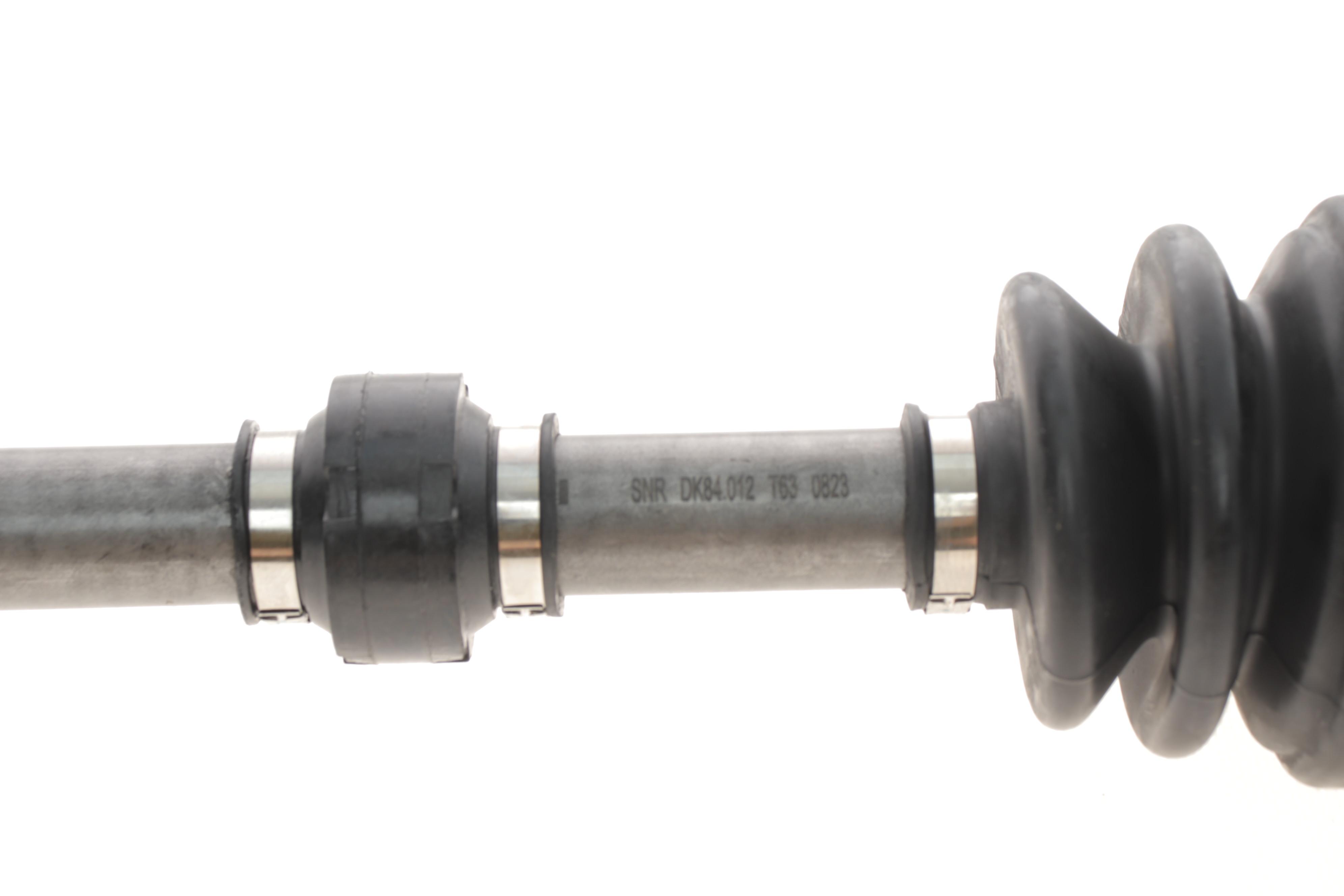 Піввісь (передня) Hyundai ix35/Kia Sportage 2.0 CRDi 10- (L) (30x28x680)