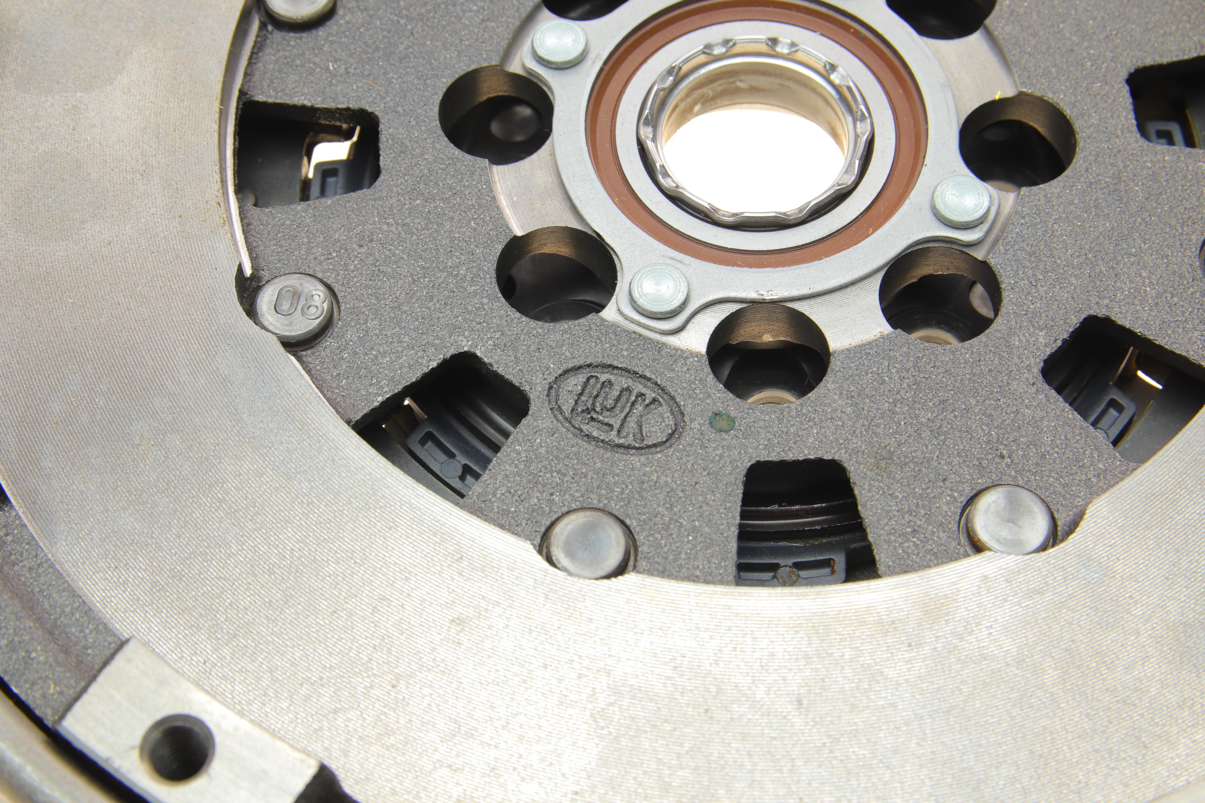 Демпфер + комплект зчеплення Peugeot Expert 2.0 HDi 00-06/більше не постачається виробником