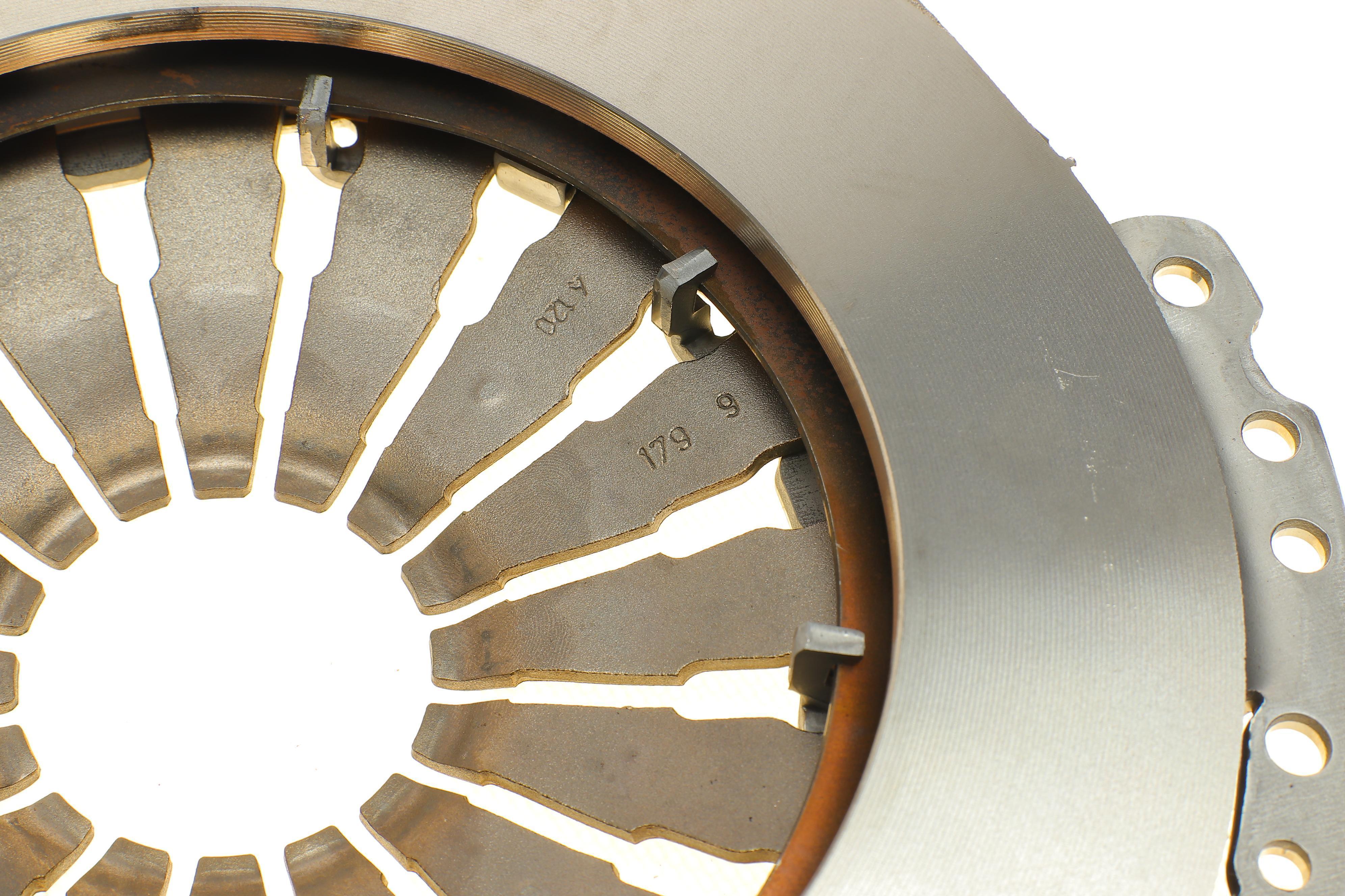 Демпфер + комплект зчеплення Suzuki Swift III 1.3DDiS 05-, 51kw