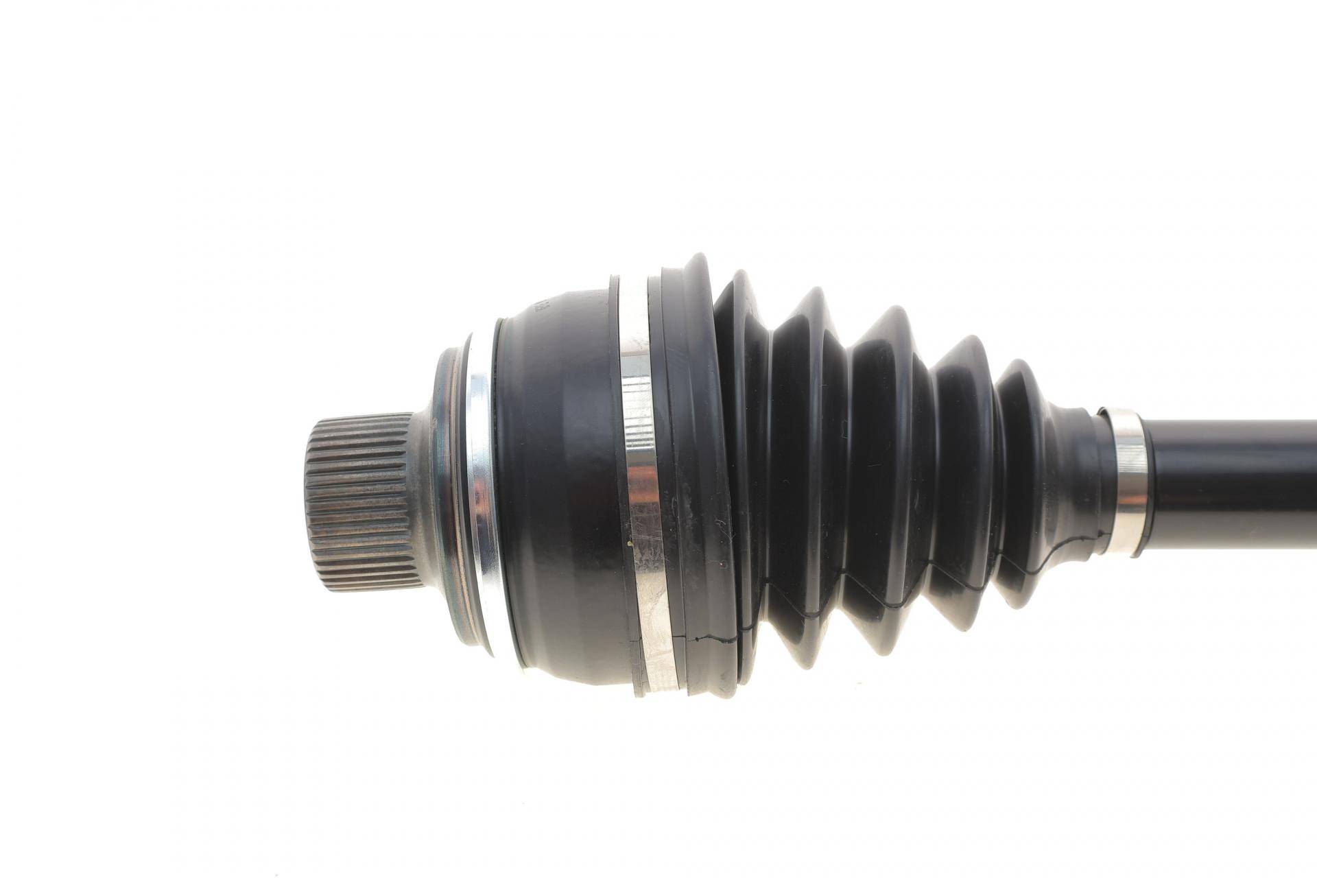 Піввісь (передня) Audi Q8 22- (42x30x518mm)