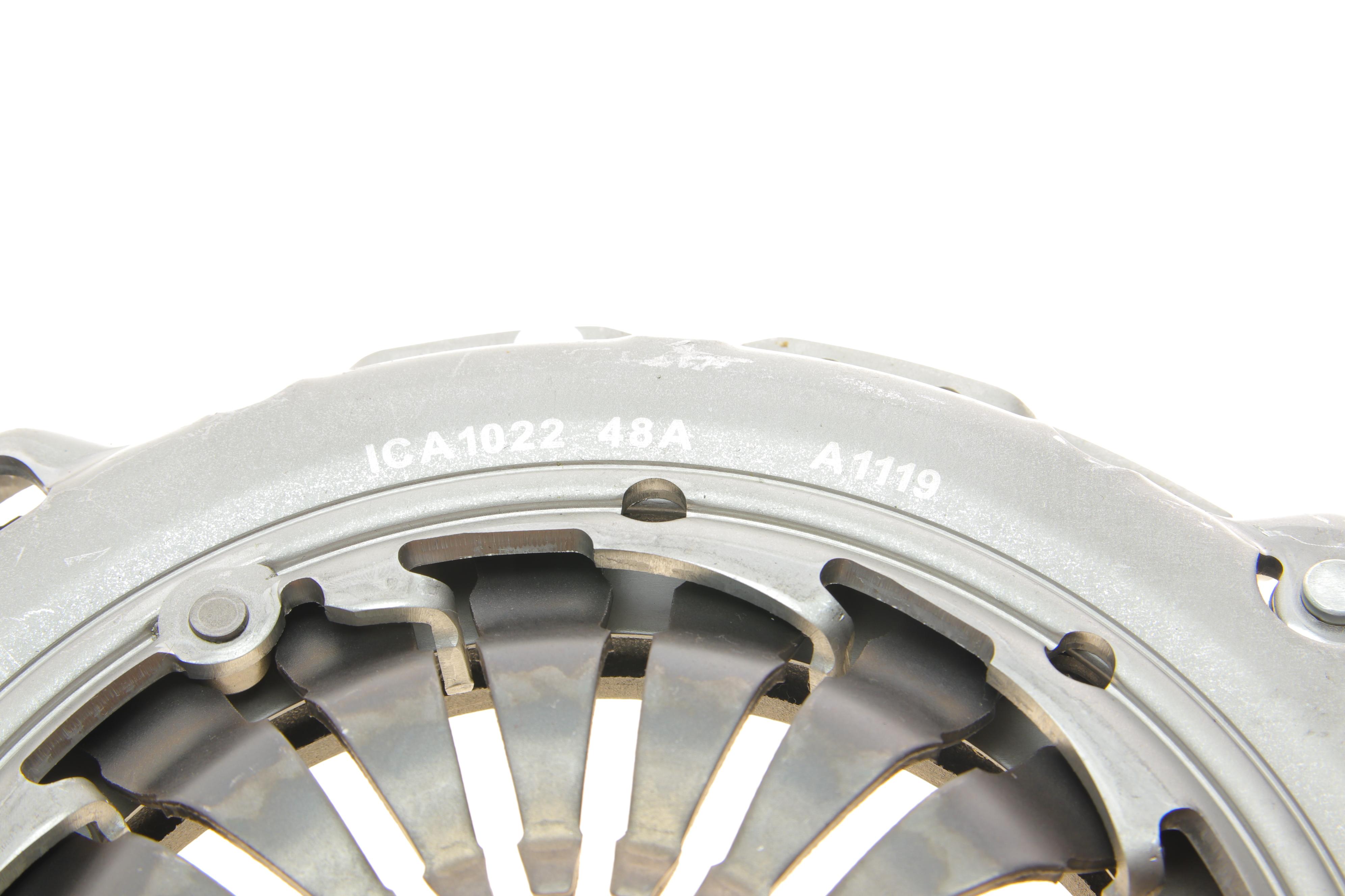 Комплект зчеплення Opel Astra J 1.4 LPG/Turbo 09-, 88/103kw (d=220mm)