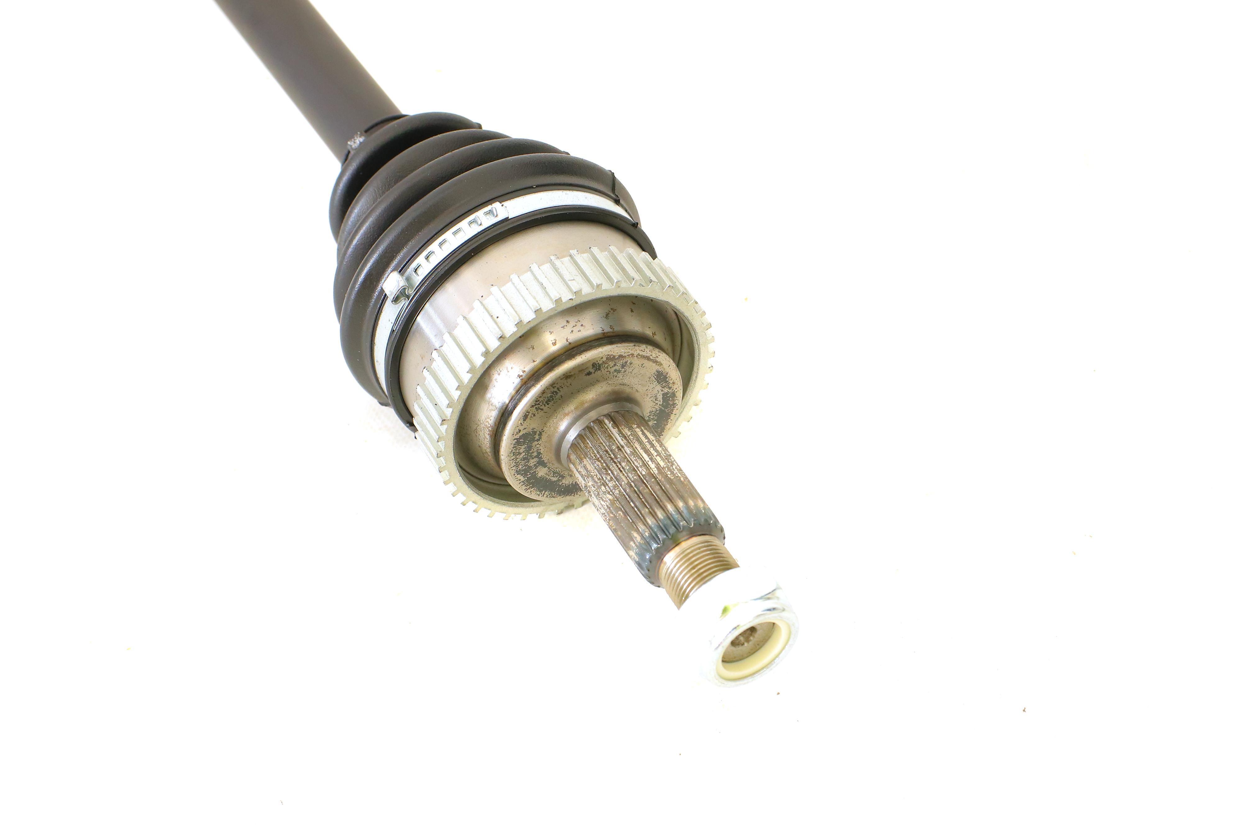 Піввісь (передня) (R) Renault Kangoo 1.6 16V/1.9dCi 01- (23z/740mm) (+ABS44z) (МКПП для JB1/3)