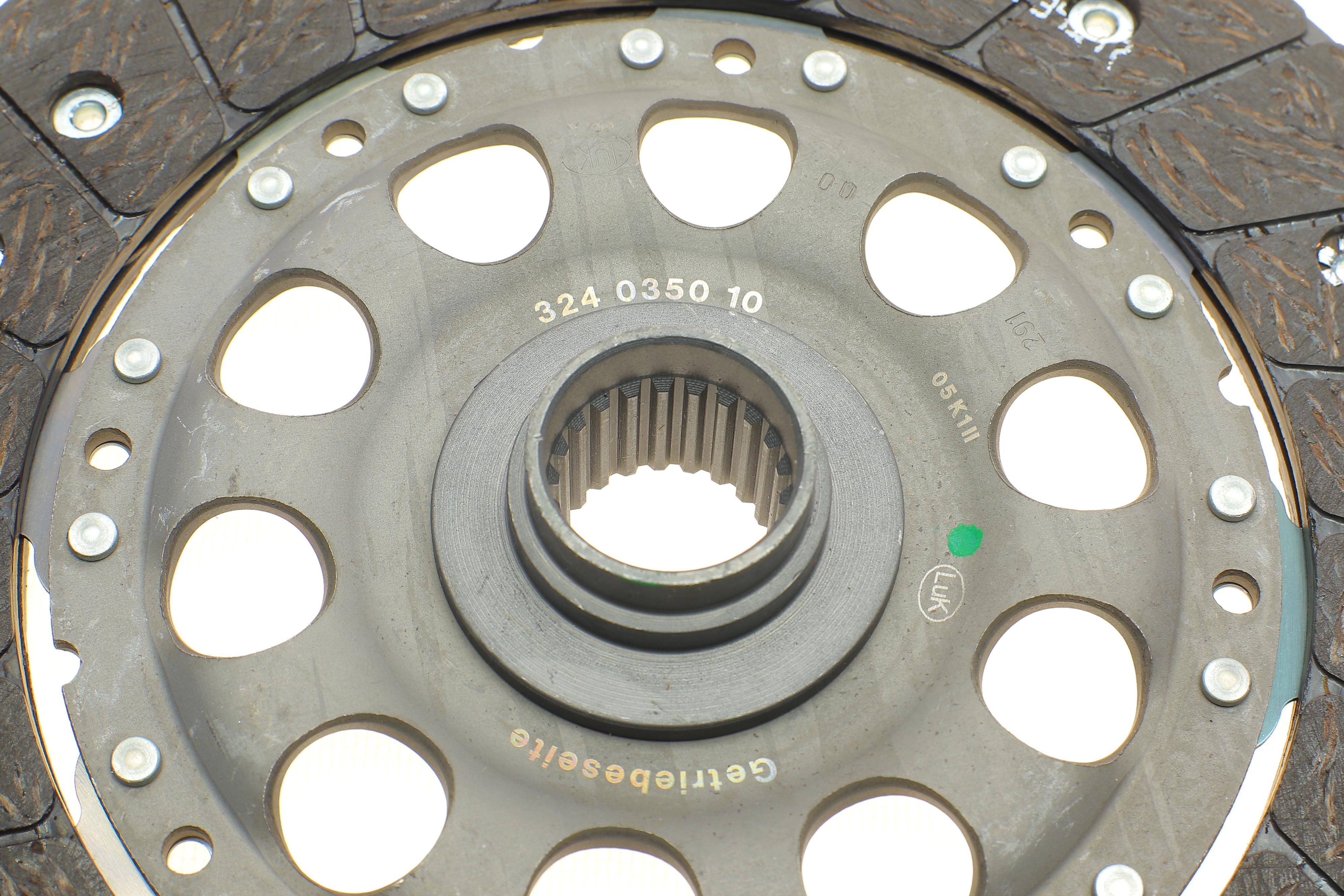 Комплект зчеплення BMW 3 (E46)/X3 (E83) 00-06 (d=240mm) M54/M47