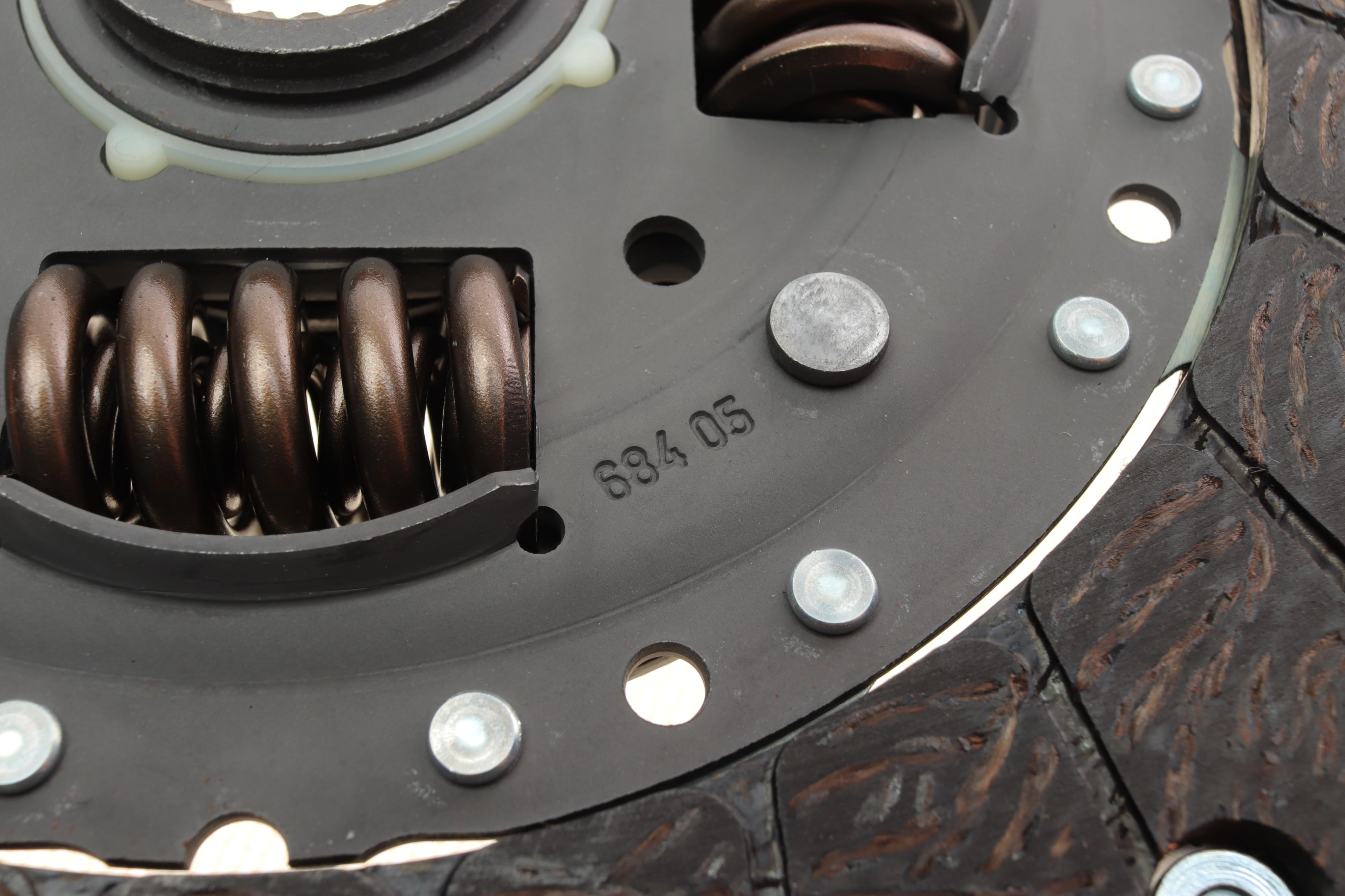 Комплект зчеплення MB C-class (W203)/E-class (W211) 00-11