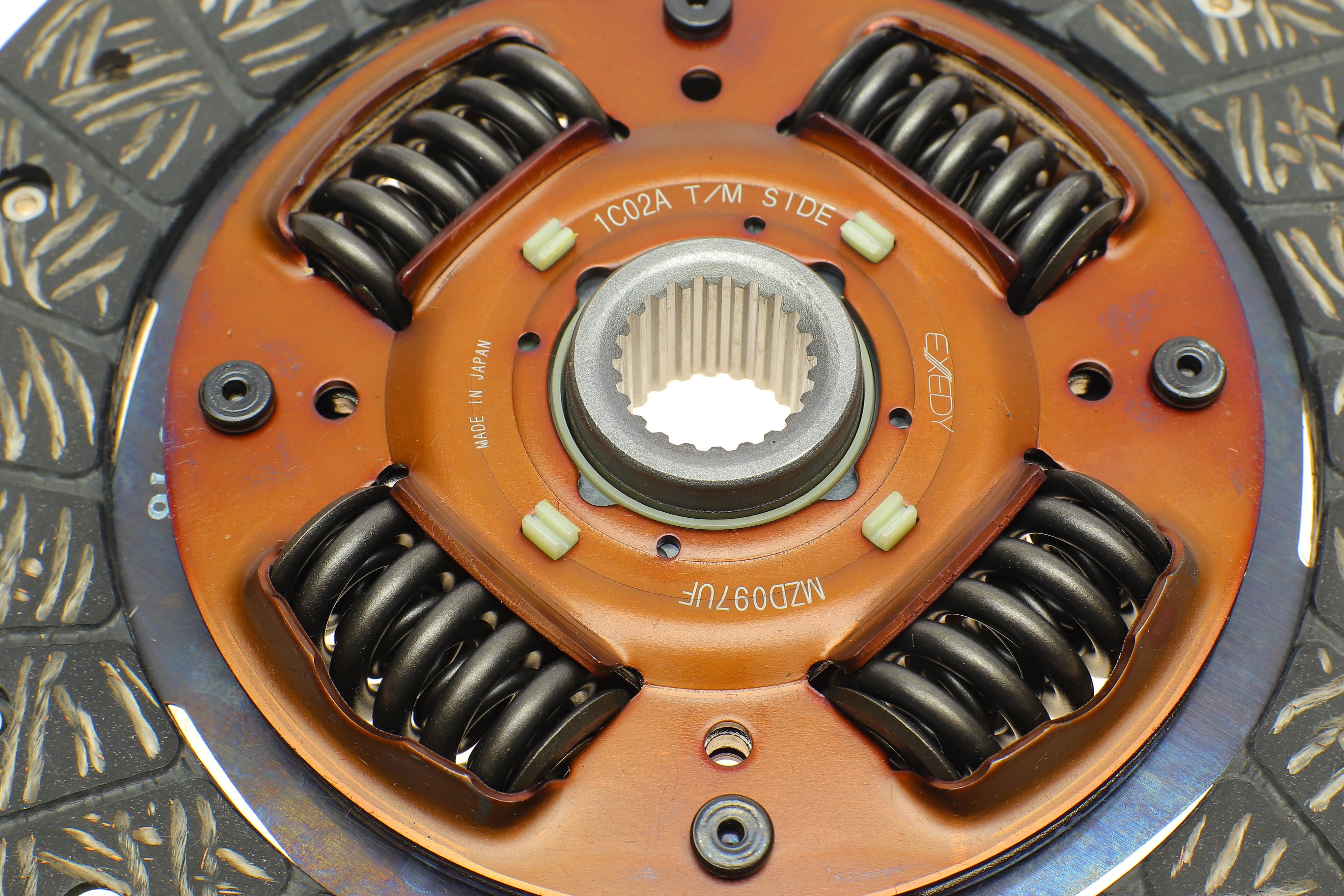 Комплект зчеплення Mazda 323/626/Premacy 2.0 TD 98-05