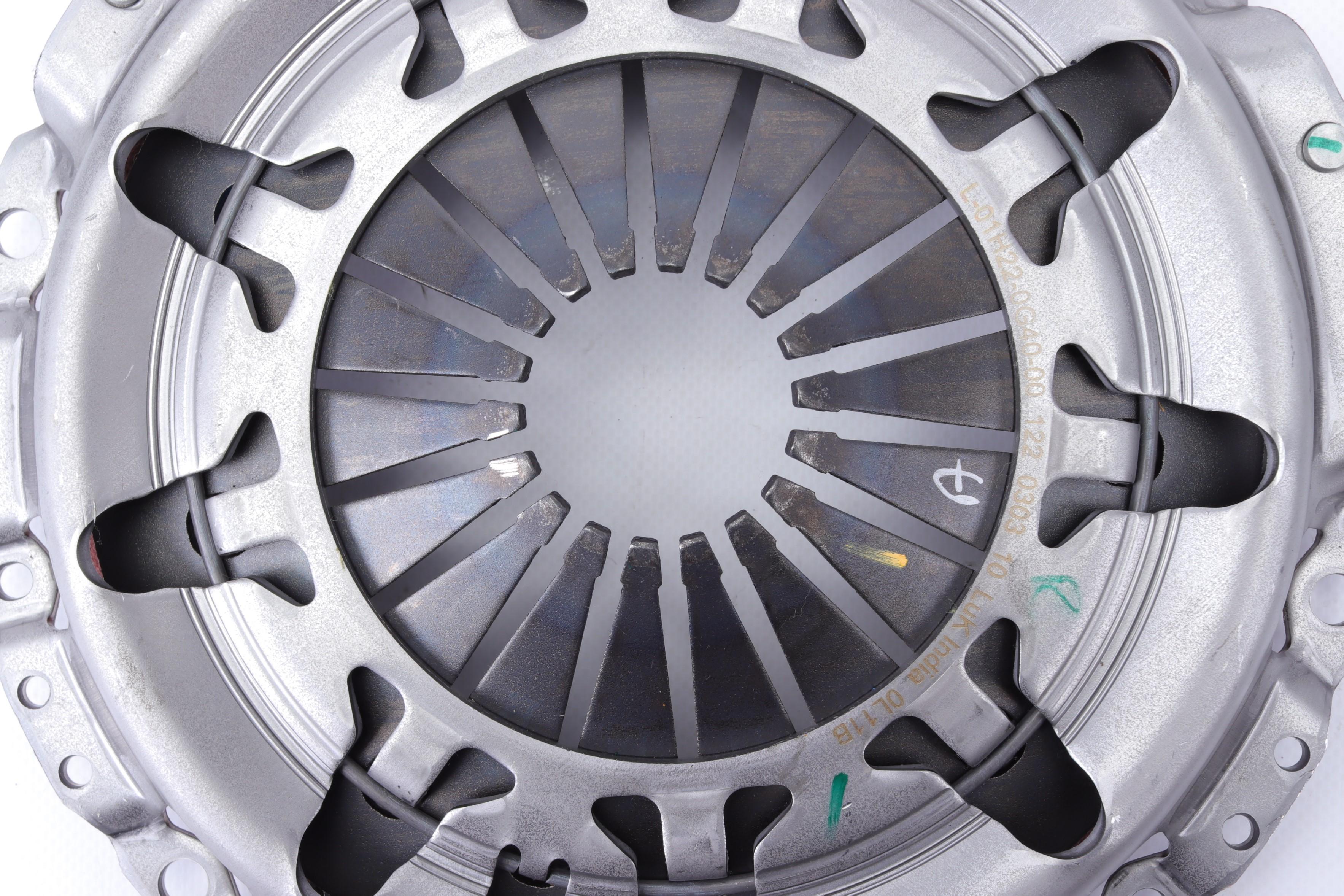 Комплект зчеплення Opel Combo 1.3 CDTI 12- (d=220mm)