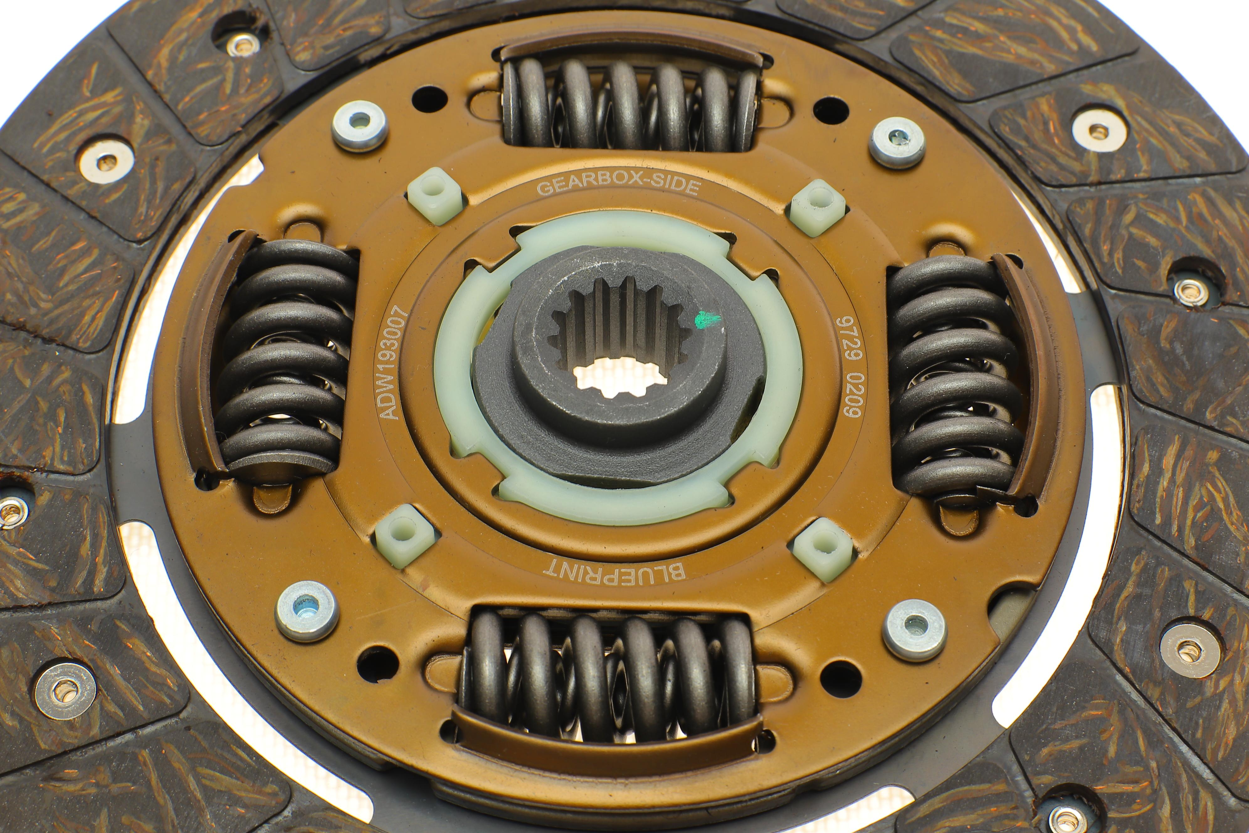 Комплект зчеплення Opel Vectra A 1.6/1.7D 88-95 (d=200mm) (+вижимний)