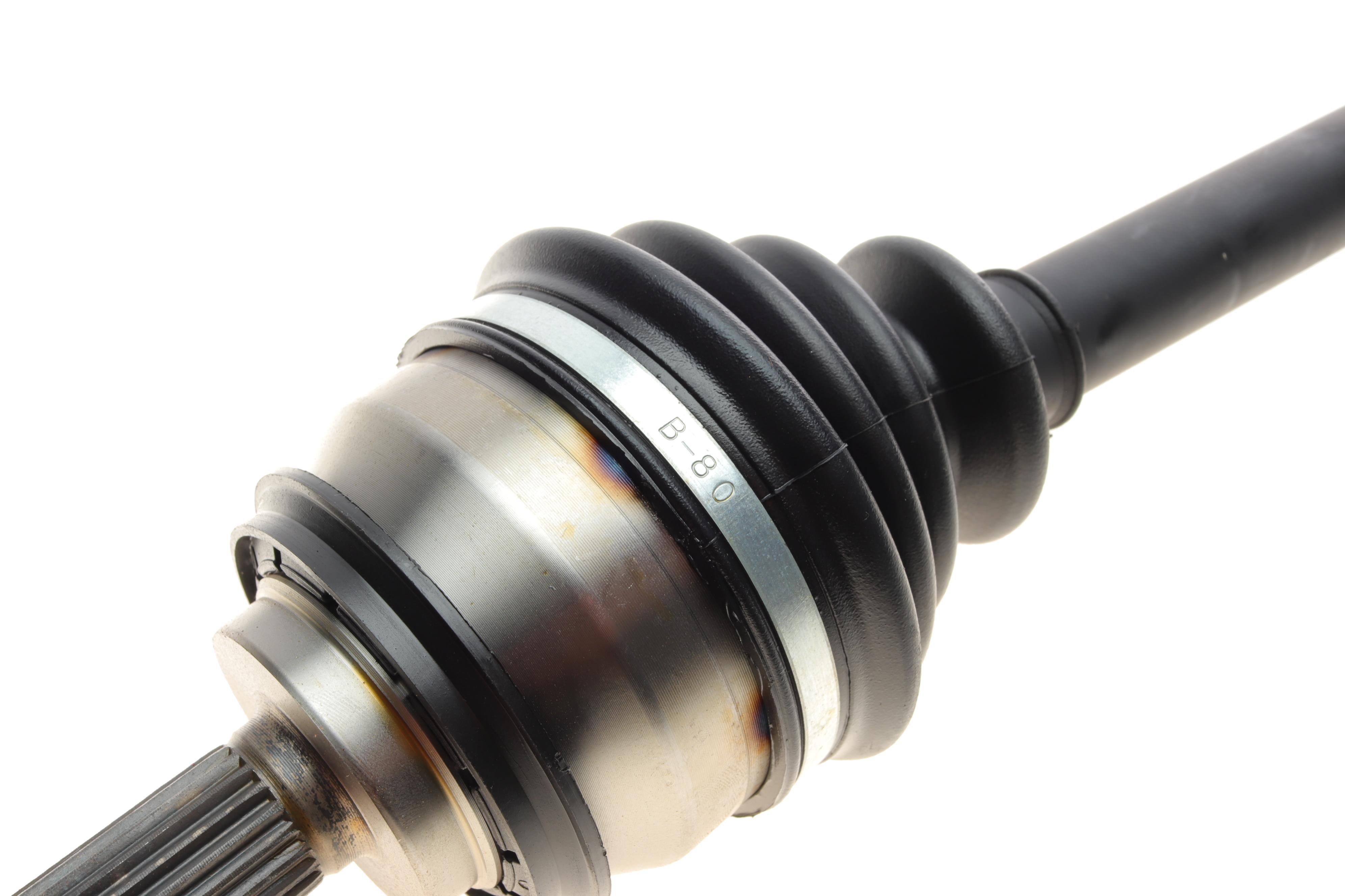 Піввісь (передня) (L) Renault Logan/Dacia Logan 04- МКПП/Sandero 08- (21z/682mm)