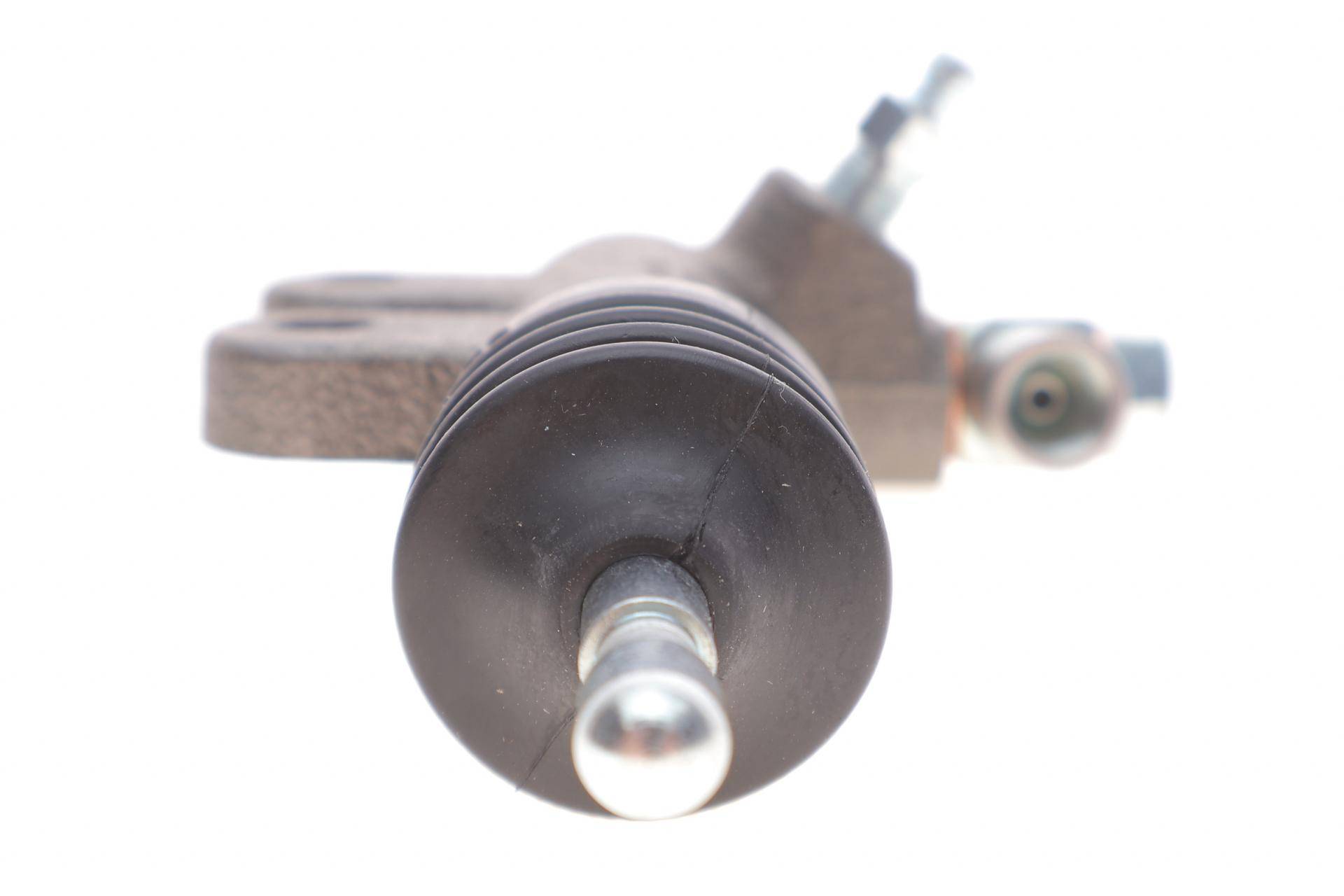 Циліндр зчеплення (робочий) Mitsubishi Outlander 2.0 02-06