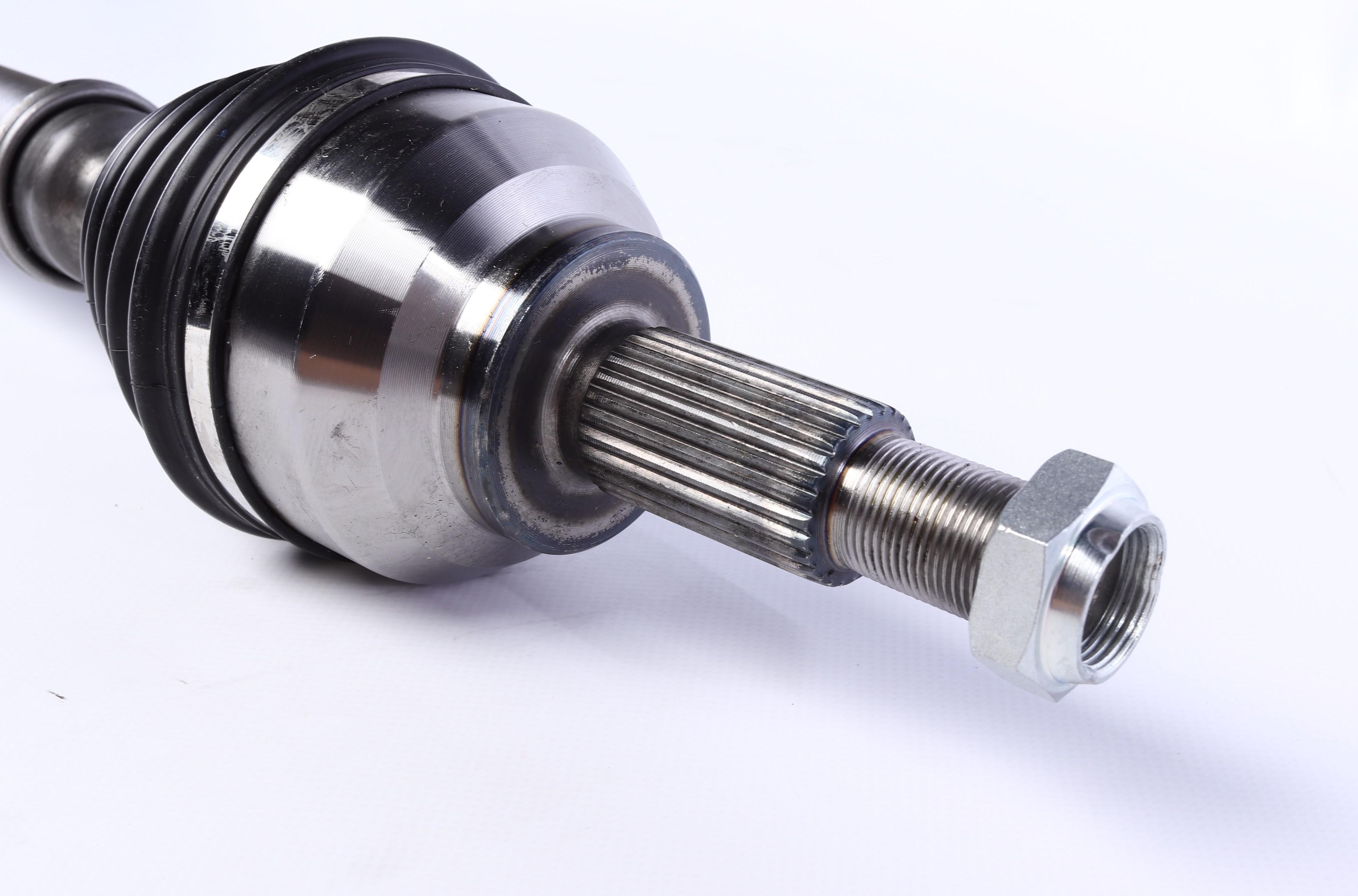 Піввісь Renault Laguna 1.8 16V 01- (R) (27x23x802)