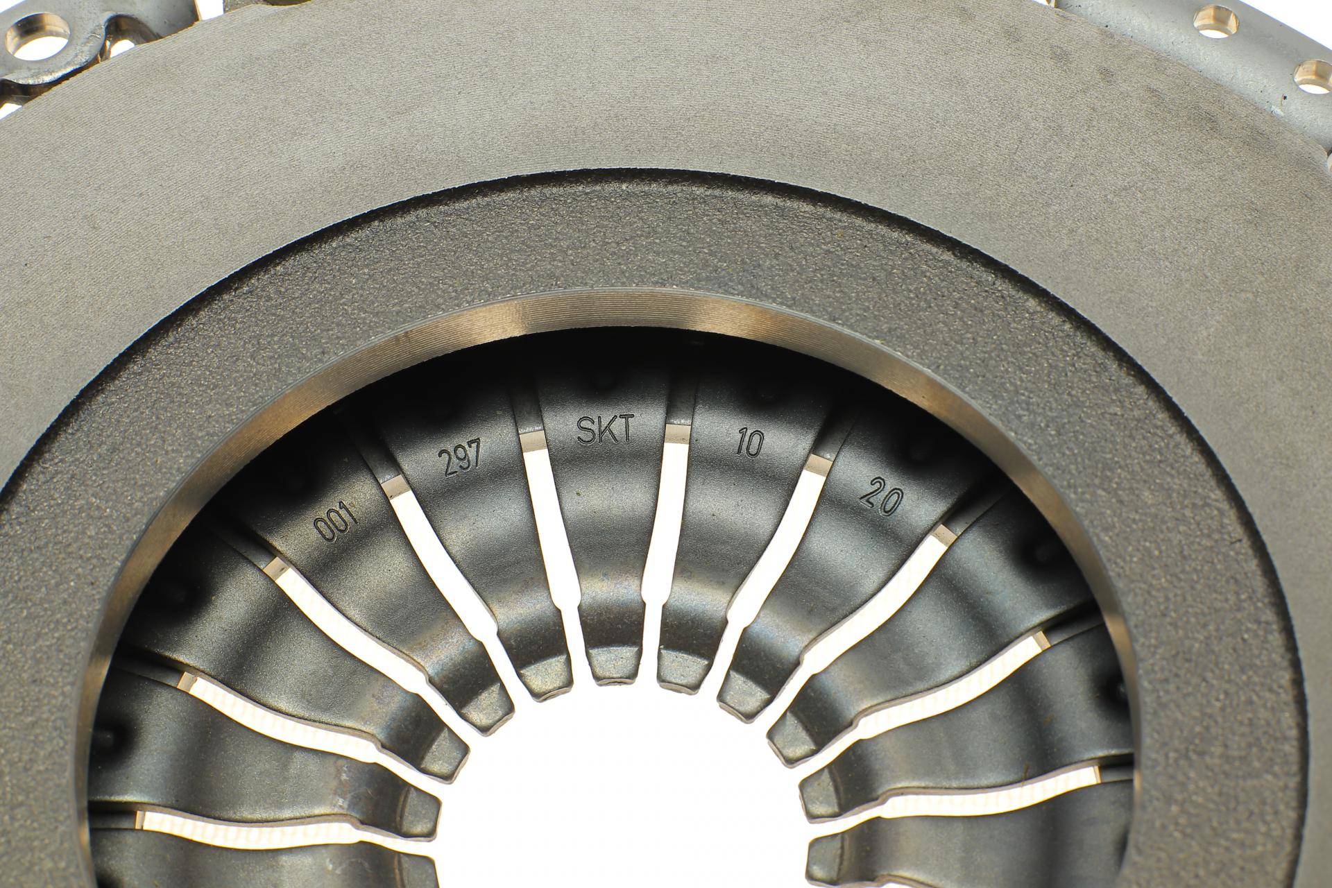 Комплект зчеплення Citroen Berlingo/Peugeot Partner 1.6 BlueHDi 14-