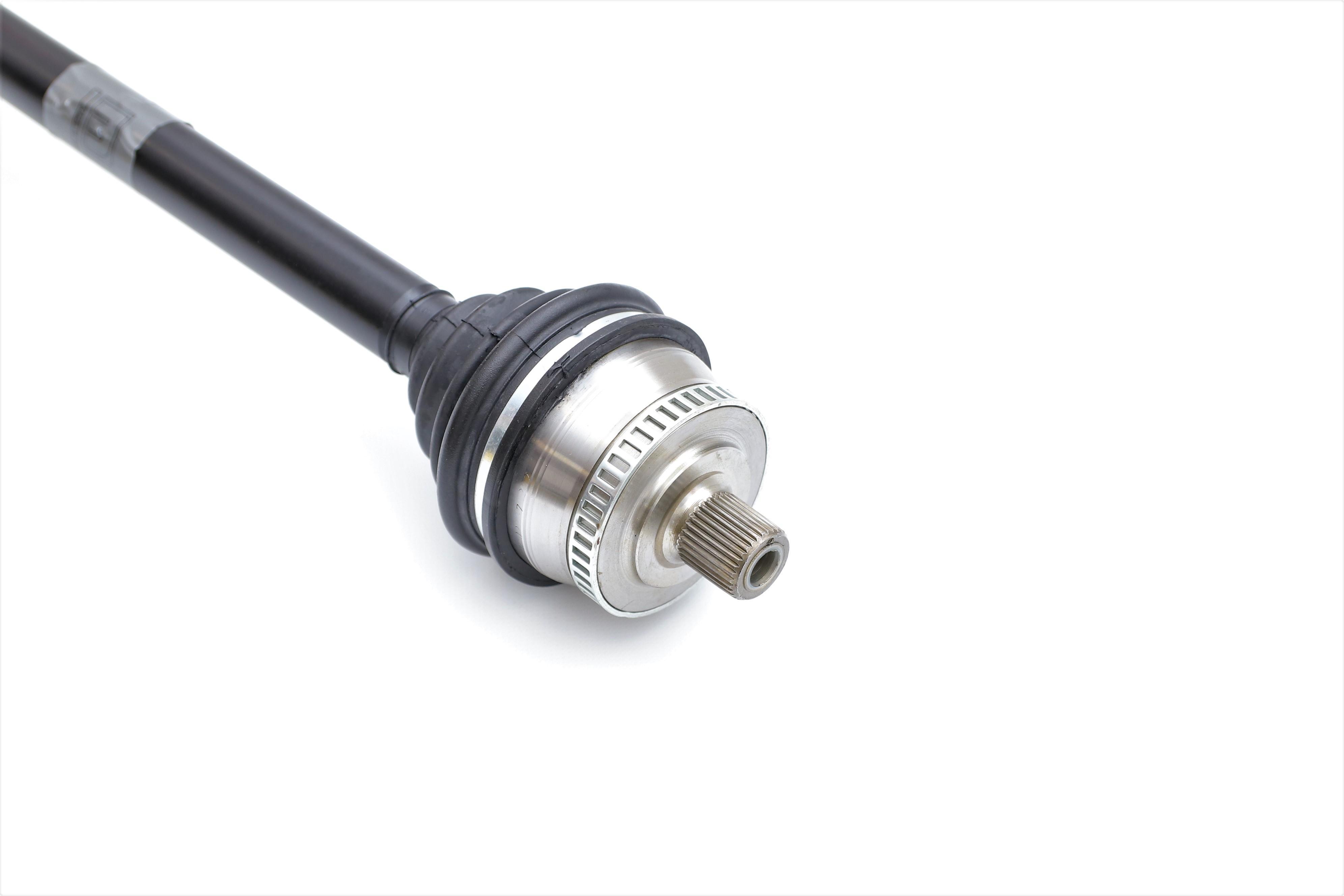 Піввісь (передня) (L) Audi A4 1.8/T 95-01/VW Passat B5 1.8/2.0 96-00 (33z/28z/609mm) (+ABS45z) МКПП