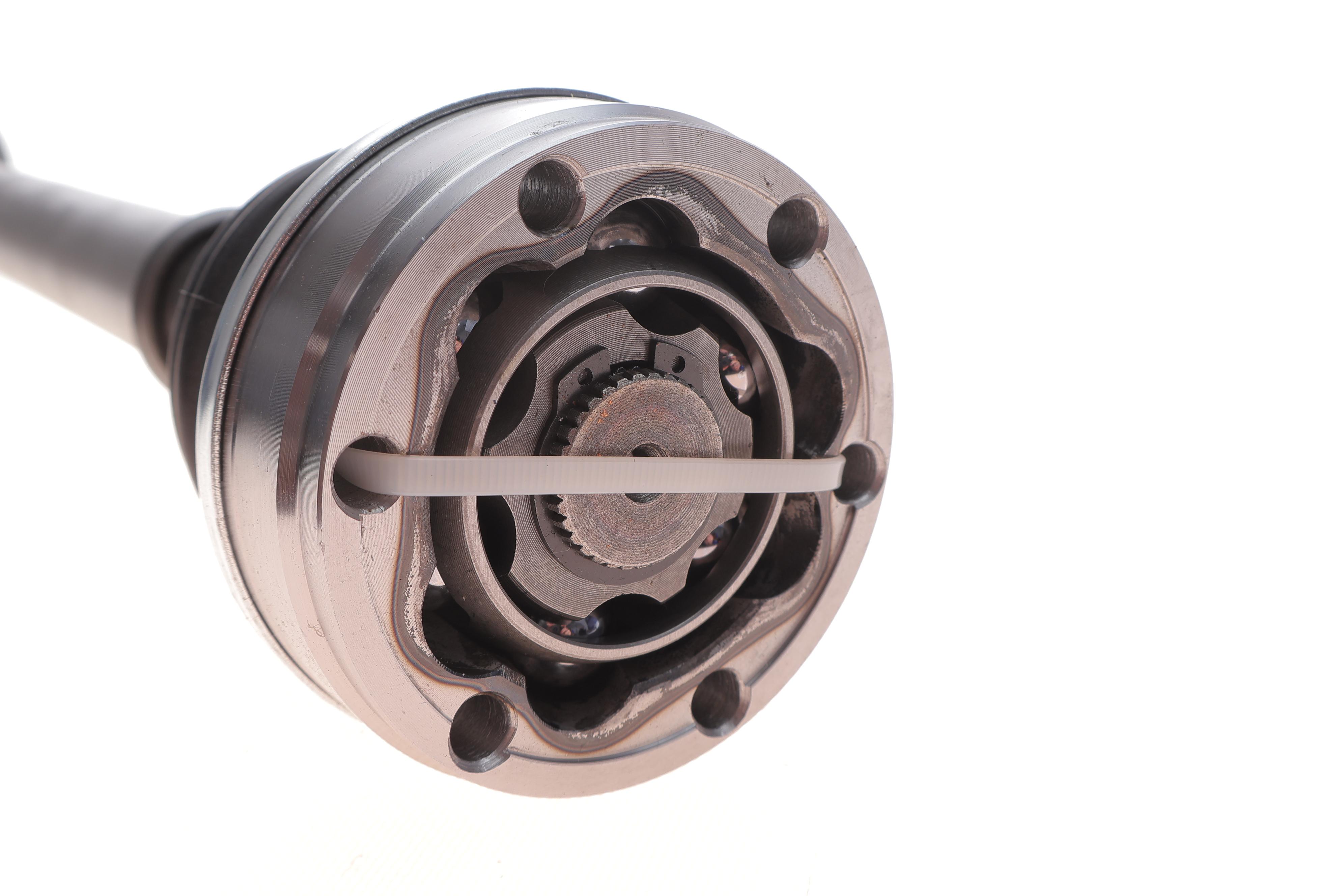 Піввісь (передня) Seat Cordoba/Ibiza/Skoda Fabia/Roomster/VW Polo 1.2/1.4/1.9D 99- (R) (36x751)