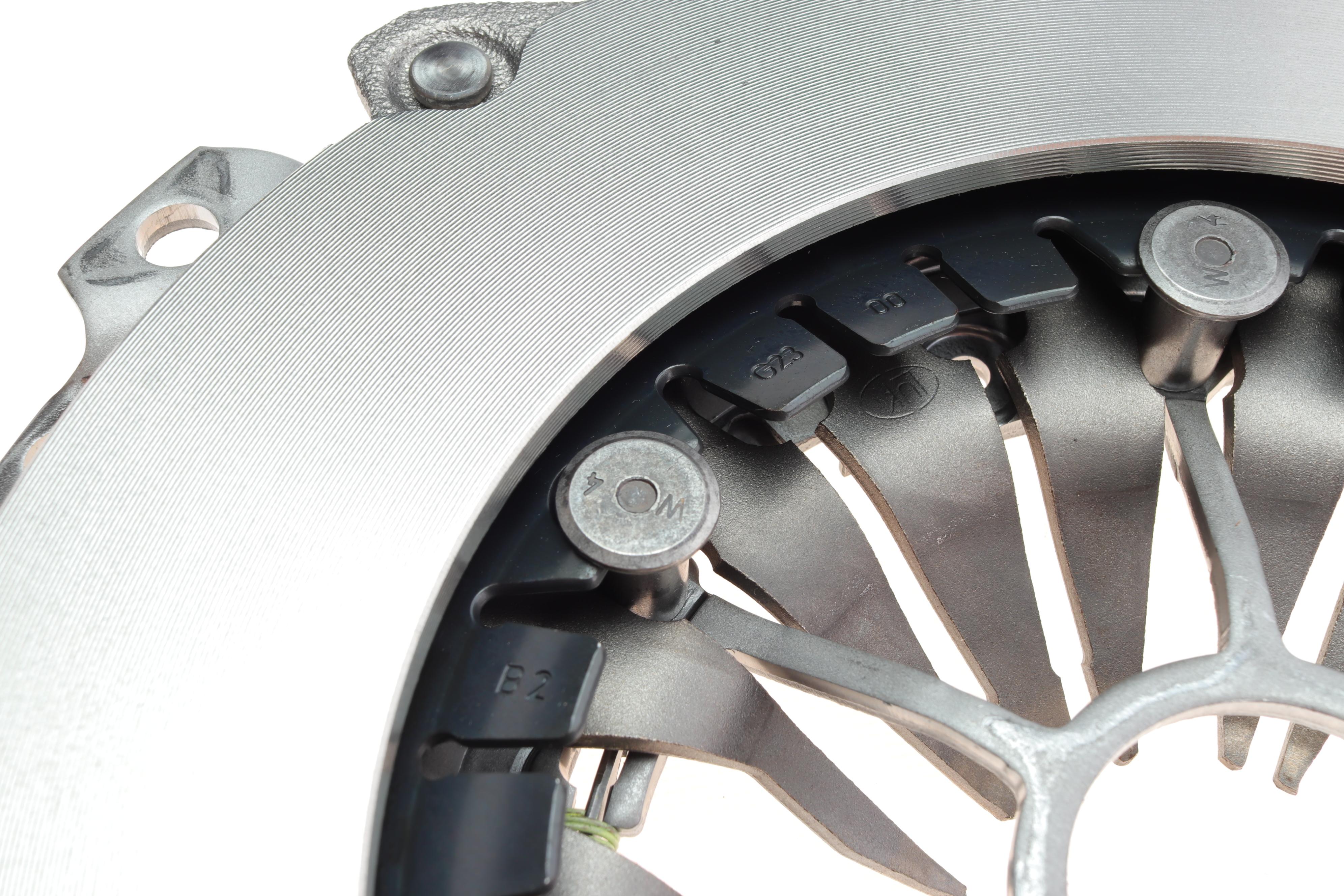 Комплект зчеплення Citroen C4/Peugeot 3008/508 2.0 HDi 09-18