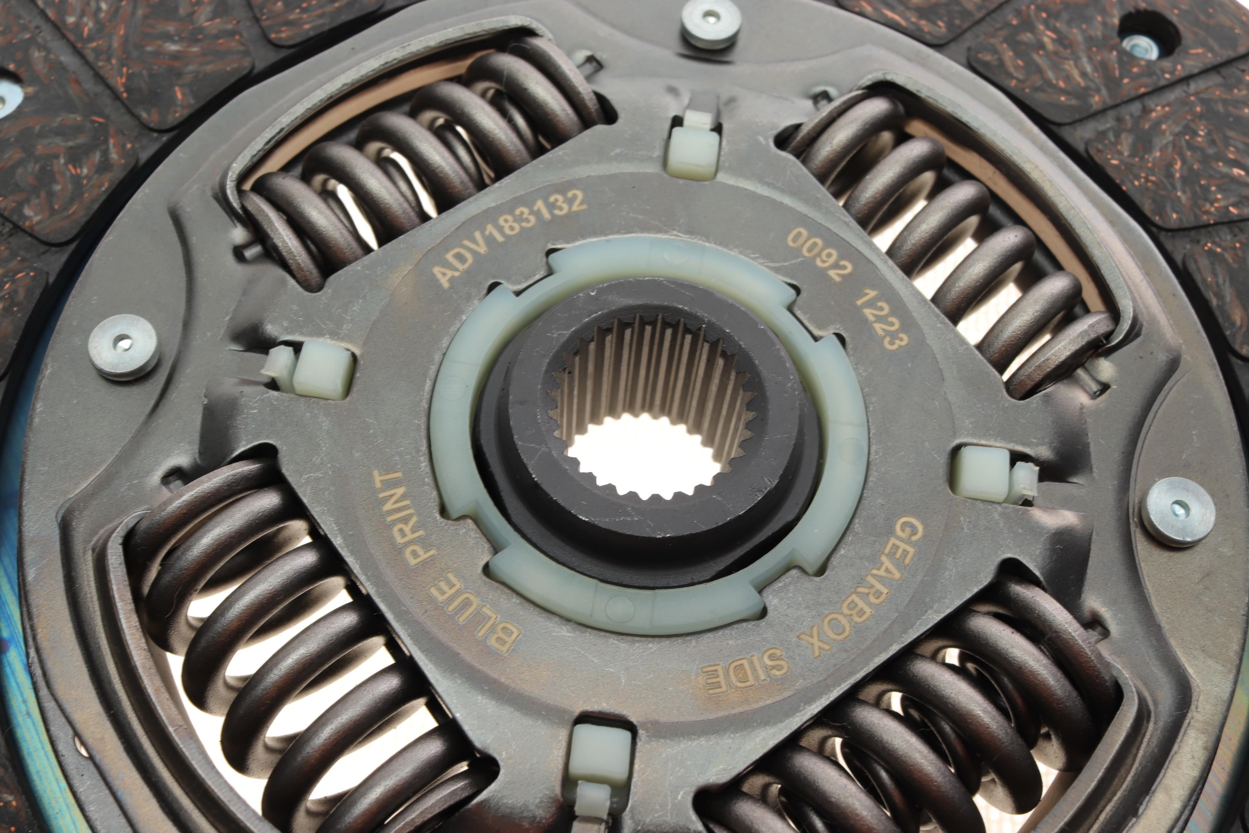 Комплект зчеплення VW Caddy 1.9TDI 03-12 (55kw) (+вижимний) (d=229mm)