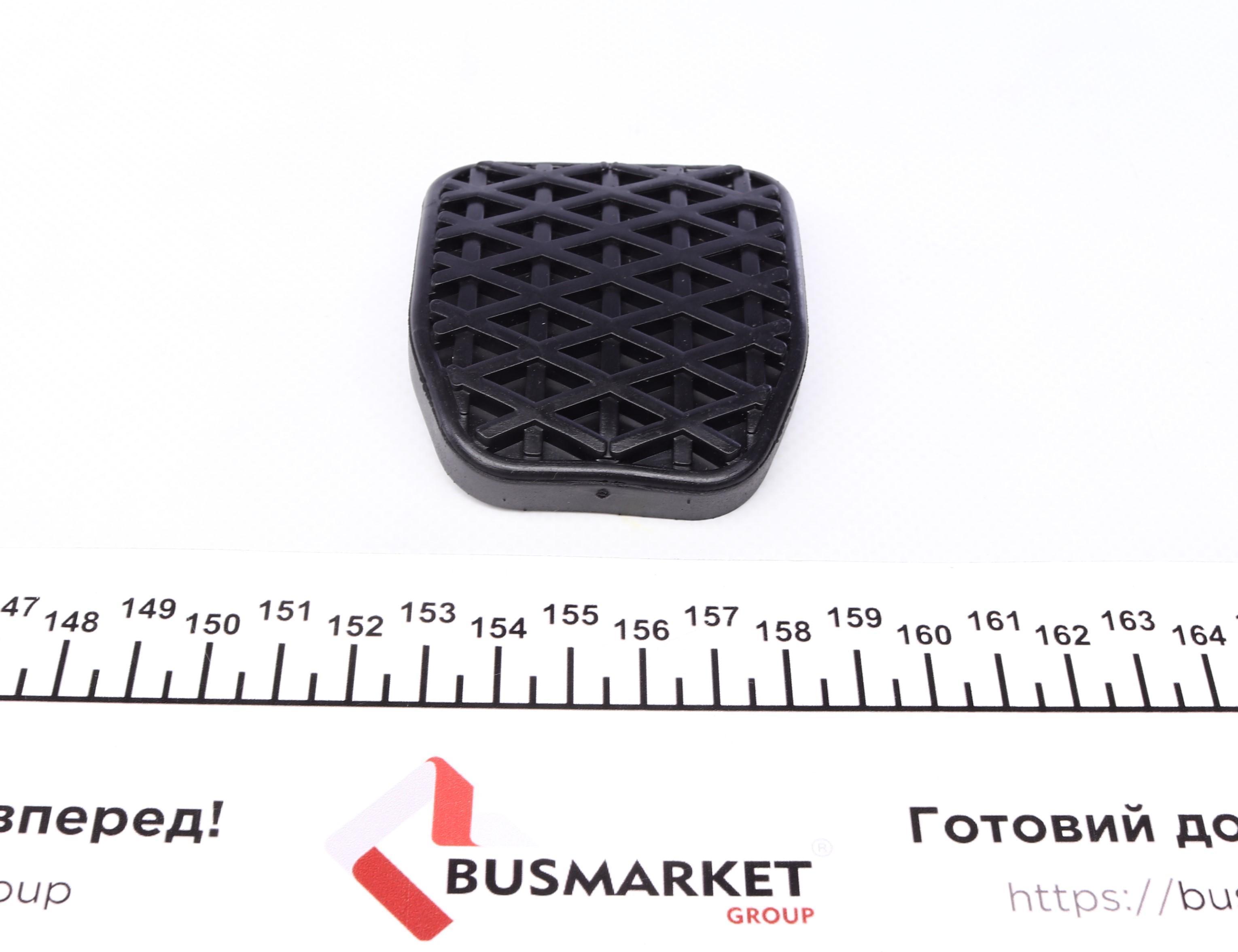 Накладка педалі зчеплення BMW 3 (E21/30/36/46)/5 (E28/34/39)/7 (E32/38)/X5 (E53) -07