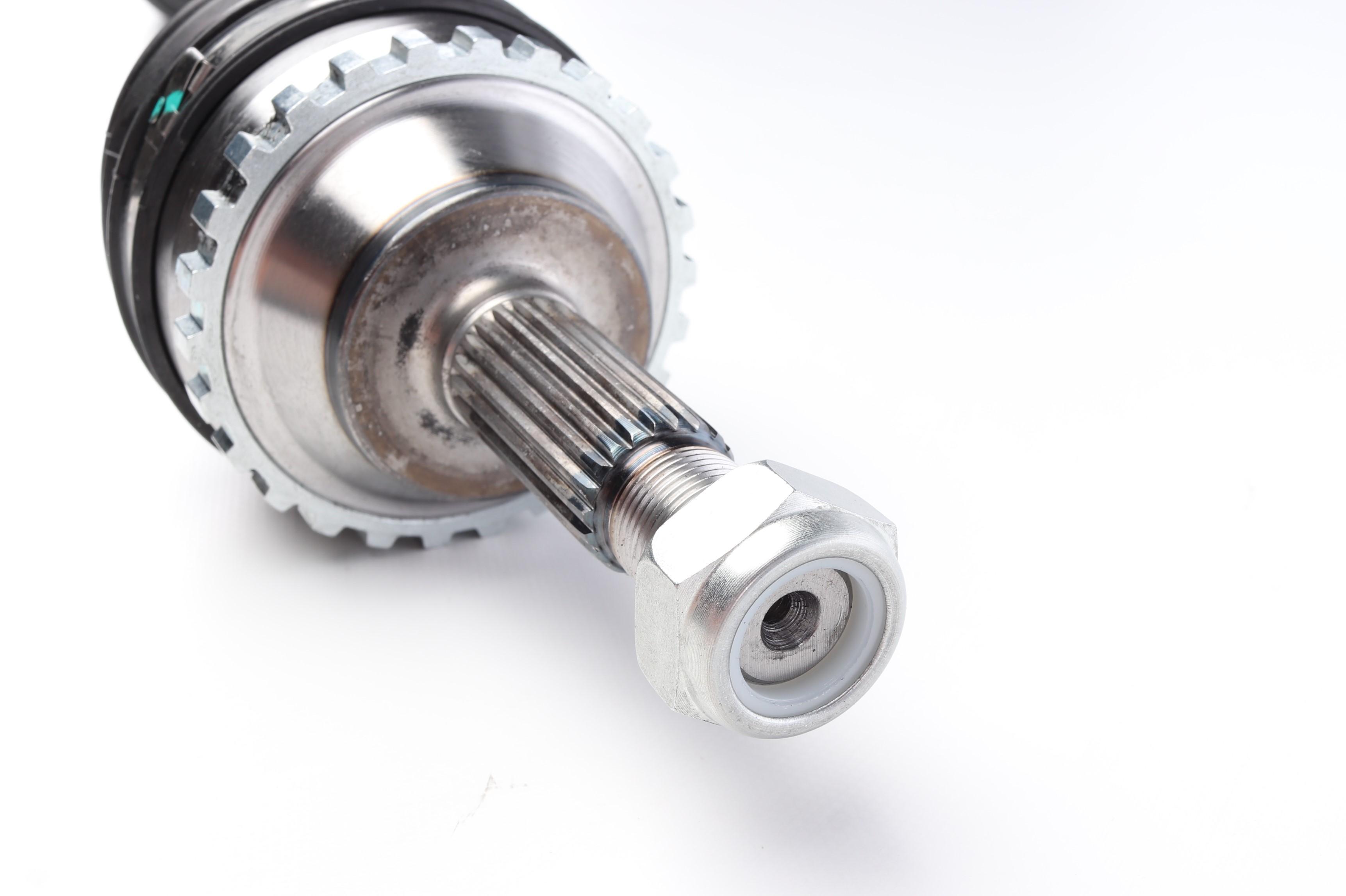 Піввісь (передня) Renault Clio 1.2/1.4/1.6 98- (R) (+ABS=26z) (21x51.5x715)