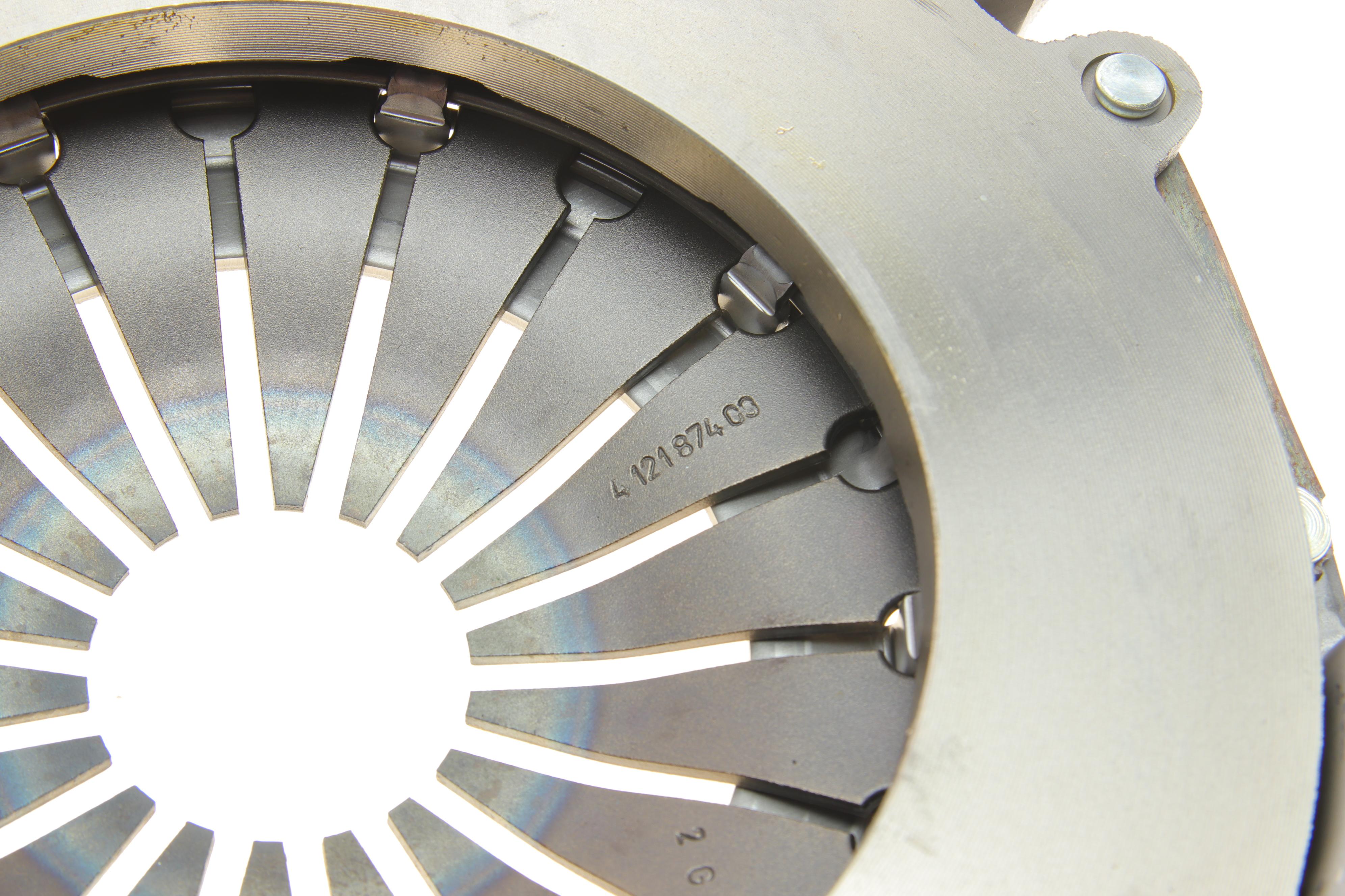 Комплект зчеплення Toyota Rav 4 III 2.0 4WD, 06-13 (112kw) 1AZ-FE