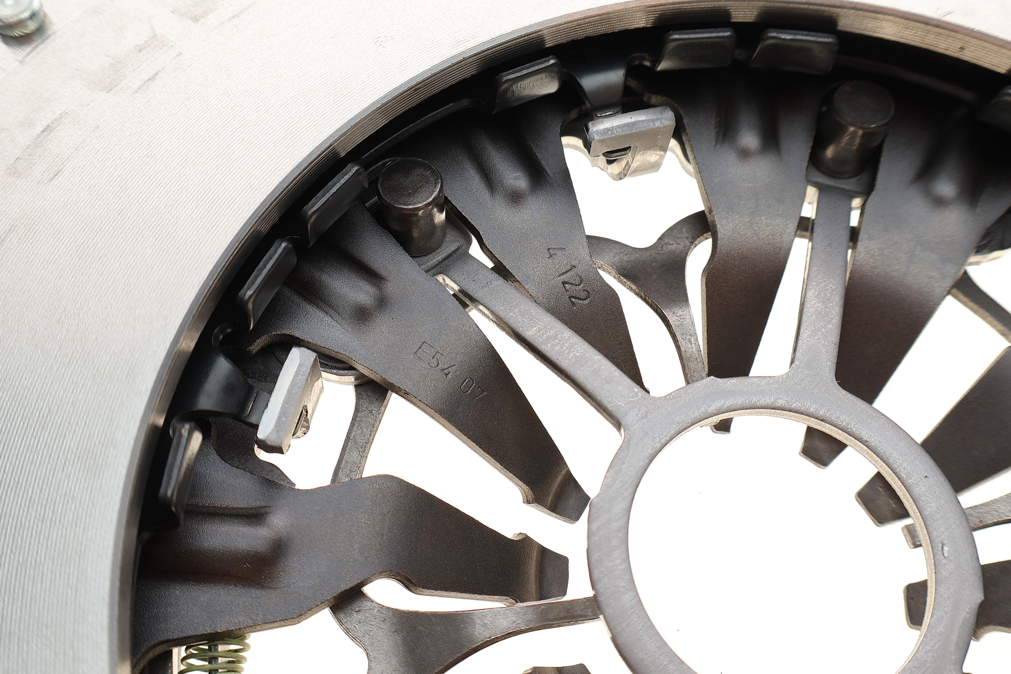 Комплект зчеплення Audi A4/A5/A6 2.0 TDI/TFSI 08-19