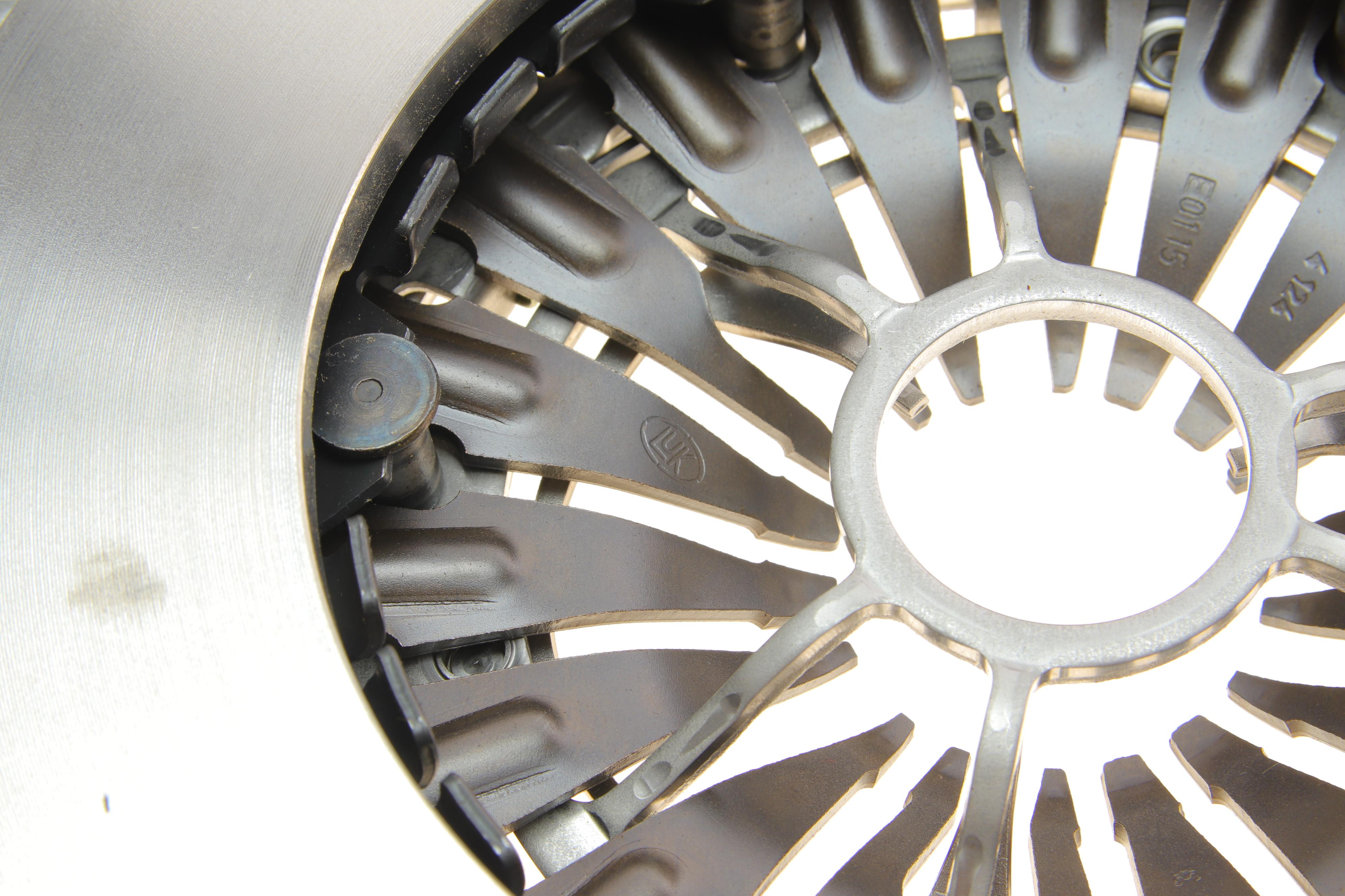 Комплект зчеплення VW Crafter 2.5TDI 06-11, 120kw (d=260mm)