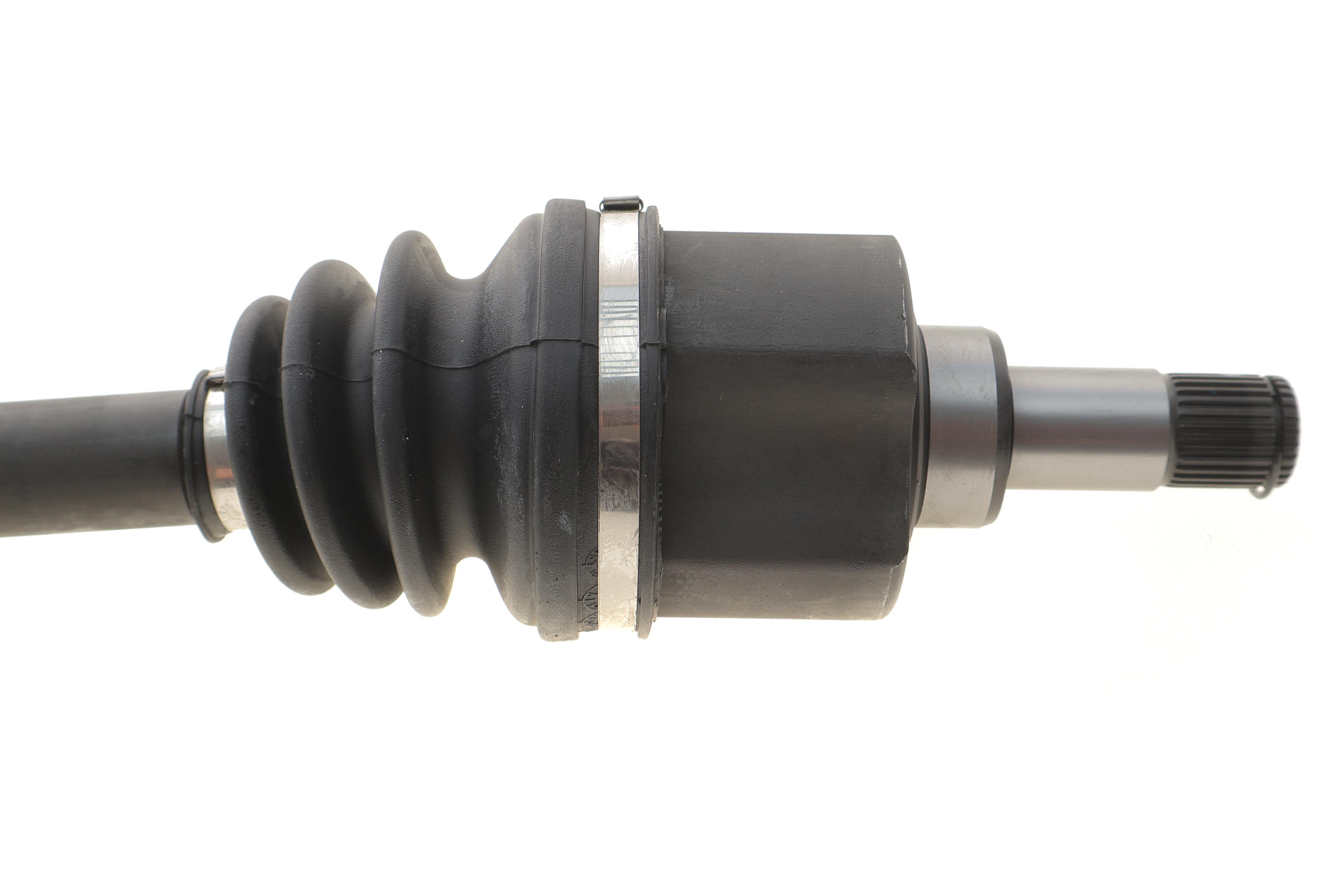 Піввісь VW Polo/Skoda Fabia 1.0 14- (L) (36/28х627)