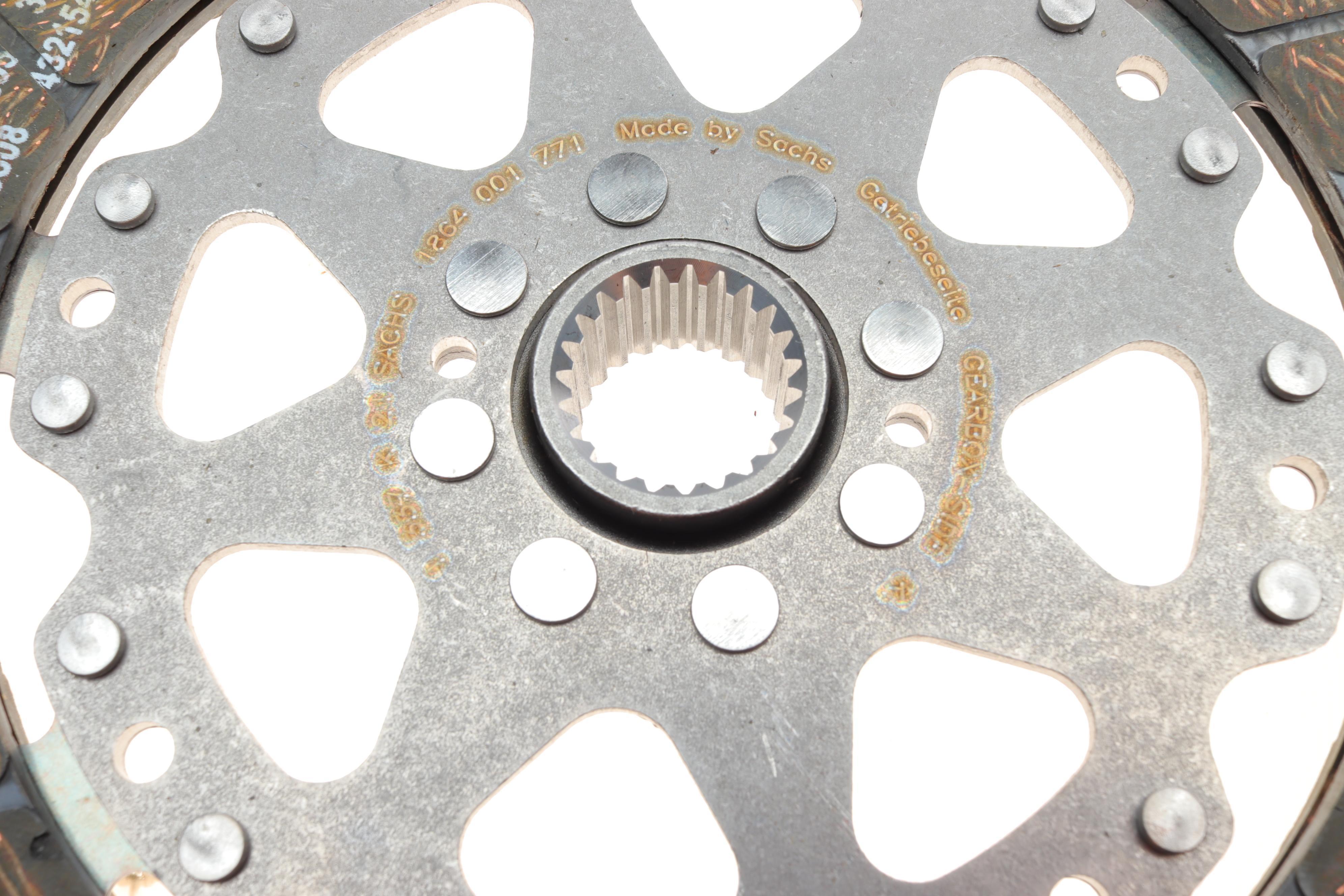 Комплект зчеплення Hyundai iX35 2.0 CRDi 09-15/Kia Sportage 2.0 CRDi 10-15 (d=240mm)