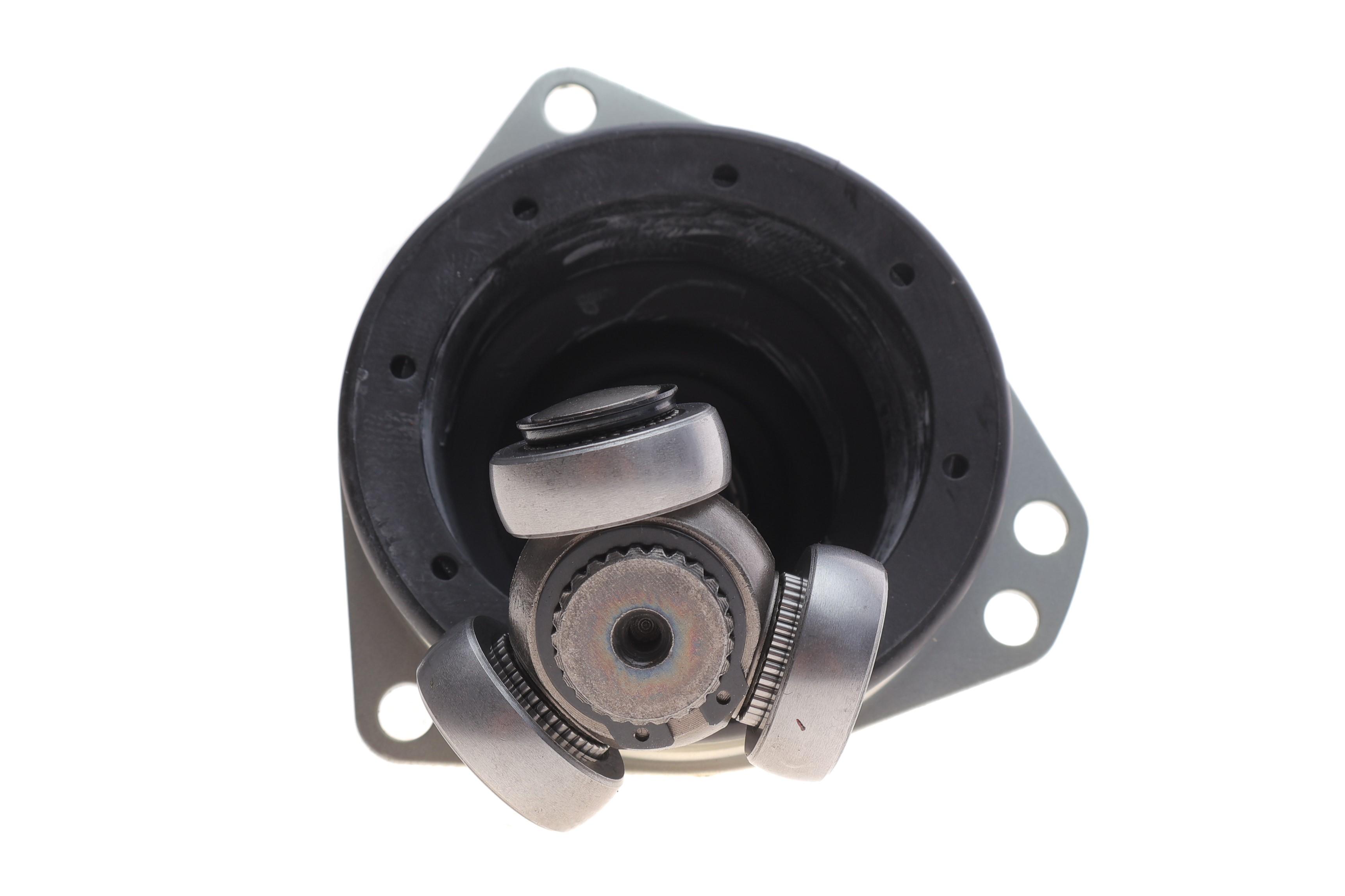 Піввісь Renault Master 98- (L) (28x670x51T) (+ABS) d=37.1