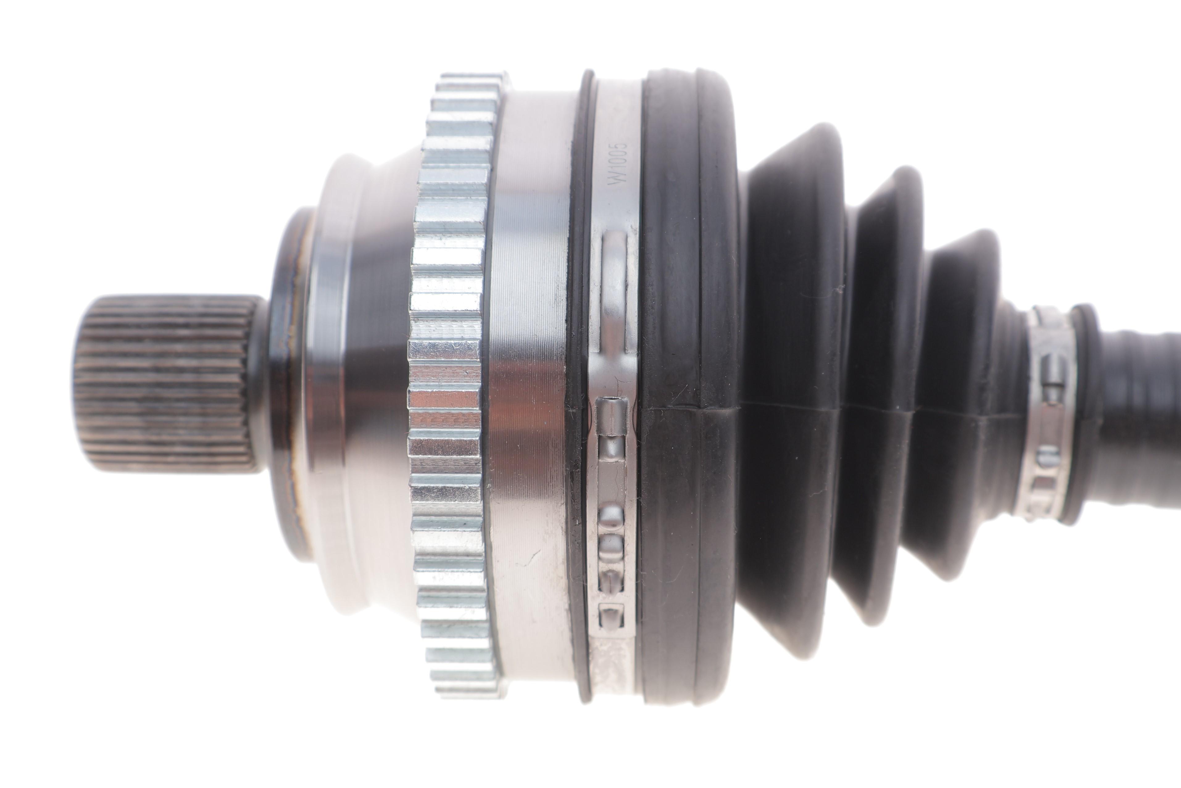 Піввісь VW T4 90-03 (L) (38x526)