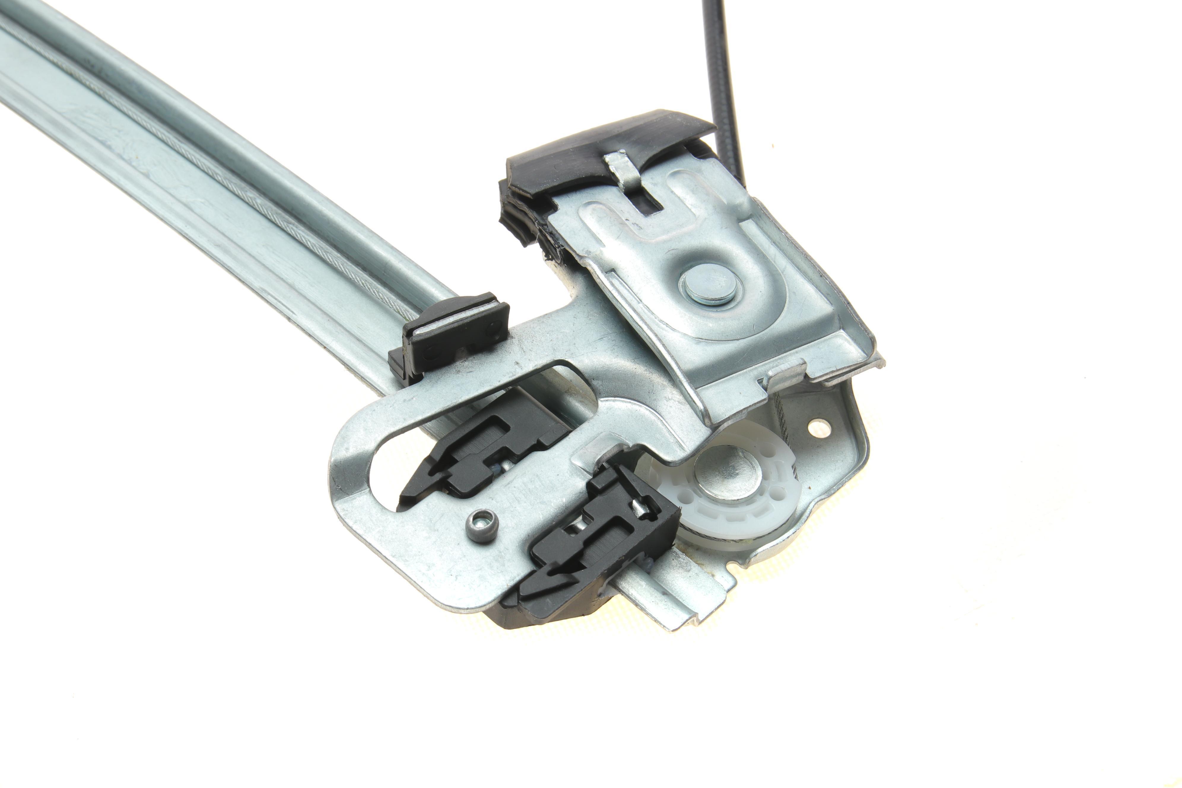 Склопідіймач (передній) Skoda Octavia 96-10 (R) (електро) (без моторчика)