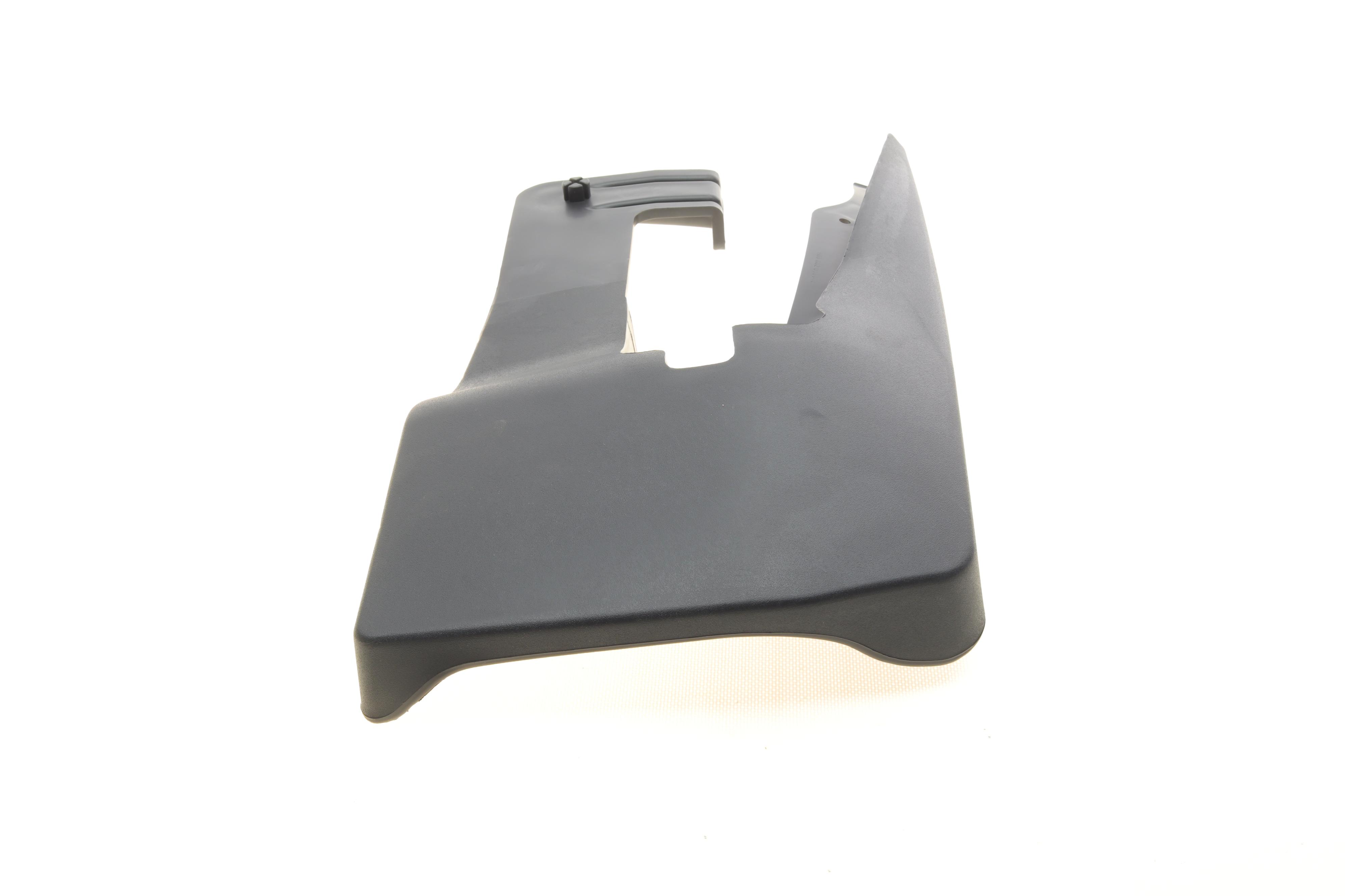 Бризковик (передній) (R) MB Sprinter/VW Crafter 06- (9068820104)