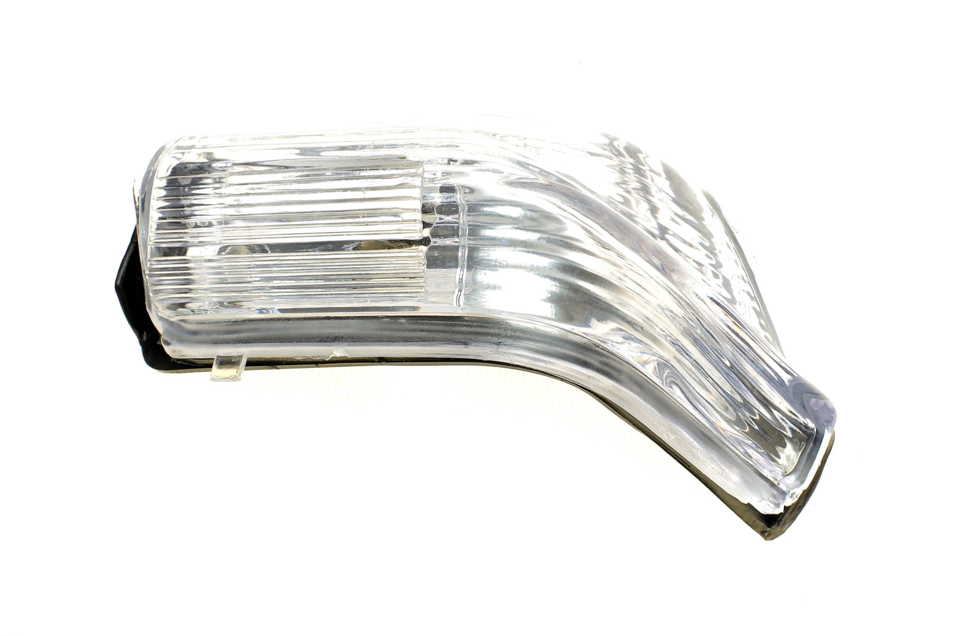 Повторювач повороту на дзеркало MB Sprinter/VW Crafter 06- (R) (0018229020)