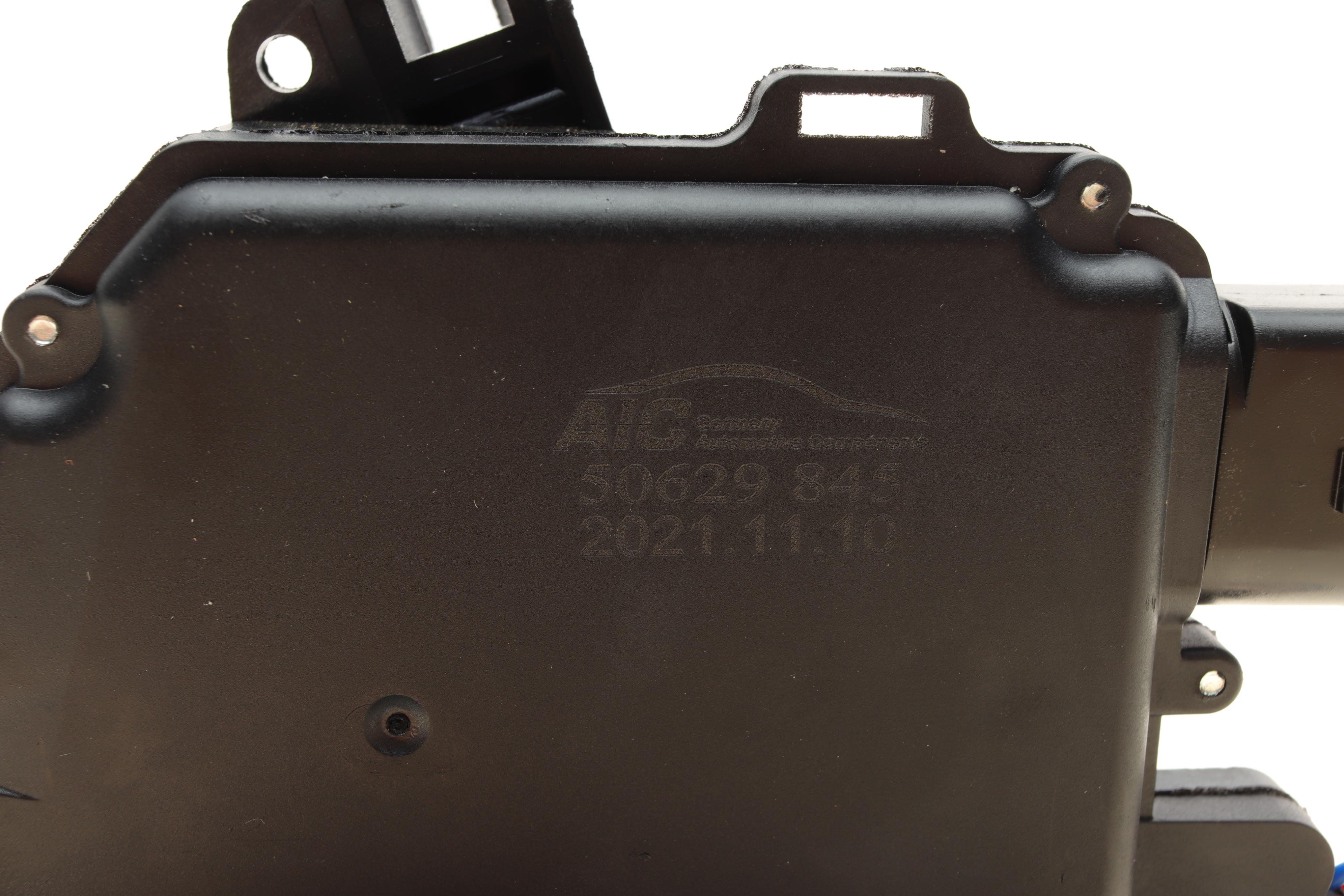 Замок дверей (передніх/R) Skoda Octavia 96-10/VW Golf/Passat 97-06