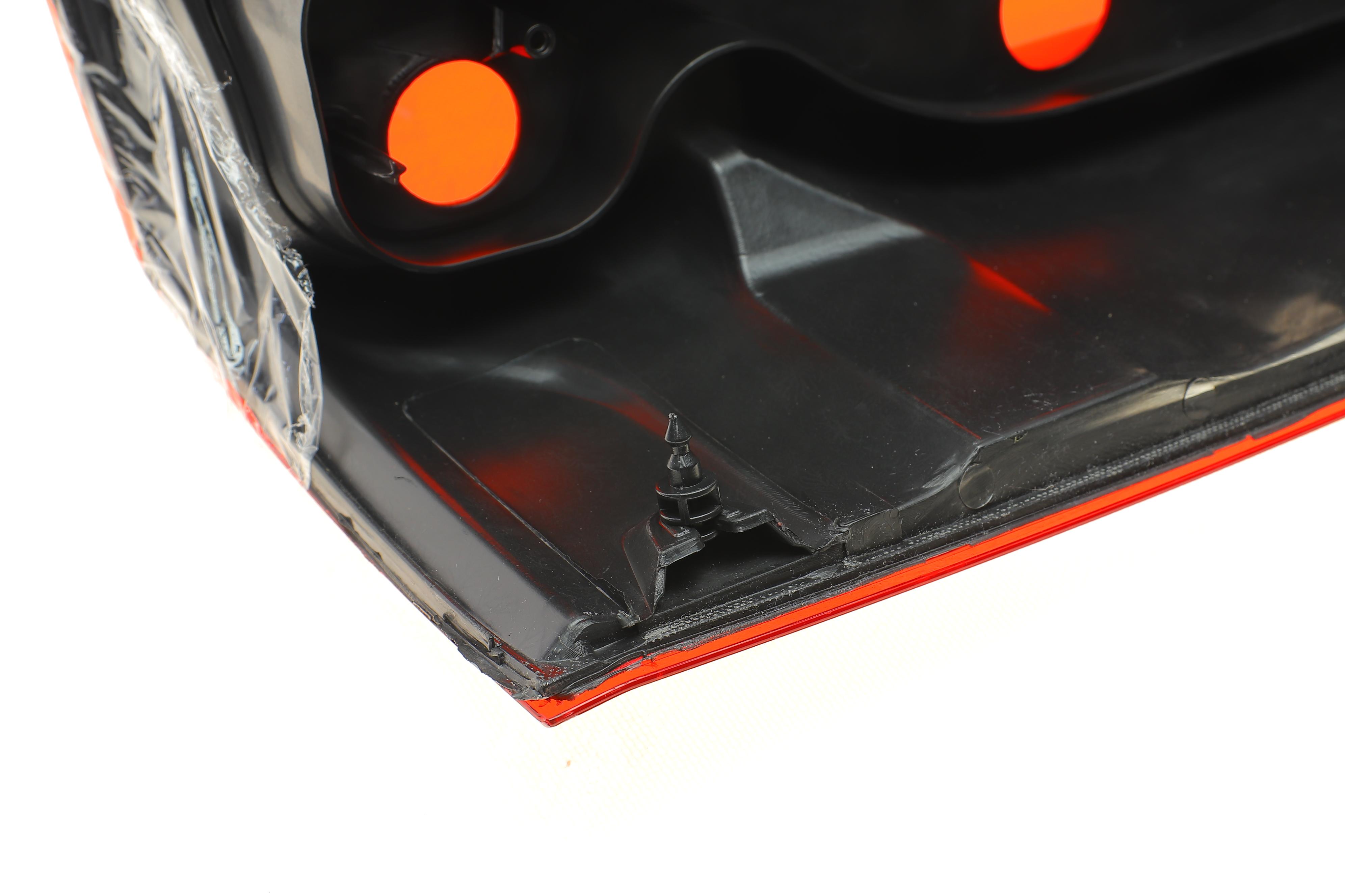 Ліхтар задній MB Sprinter W910 19- (L)