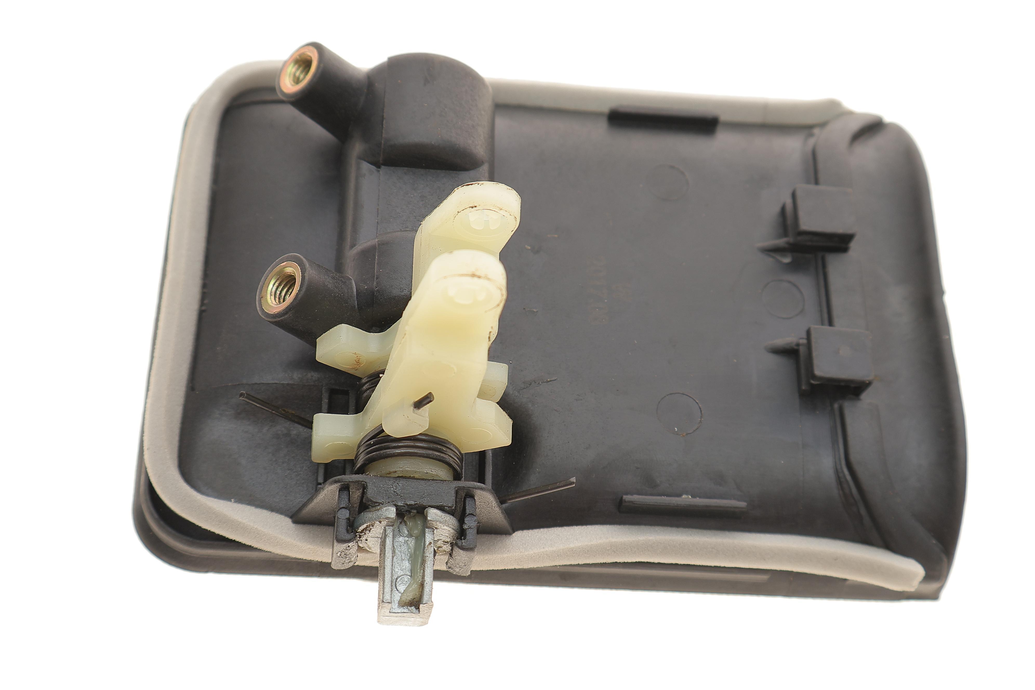 Ручка дверей (бічних/ззовні) (L) Citroen Berlingo/Peugeot Partner 96-15