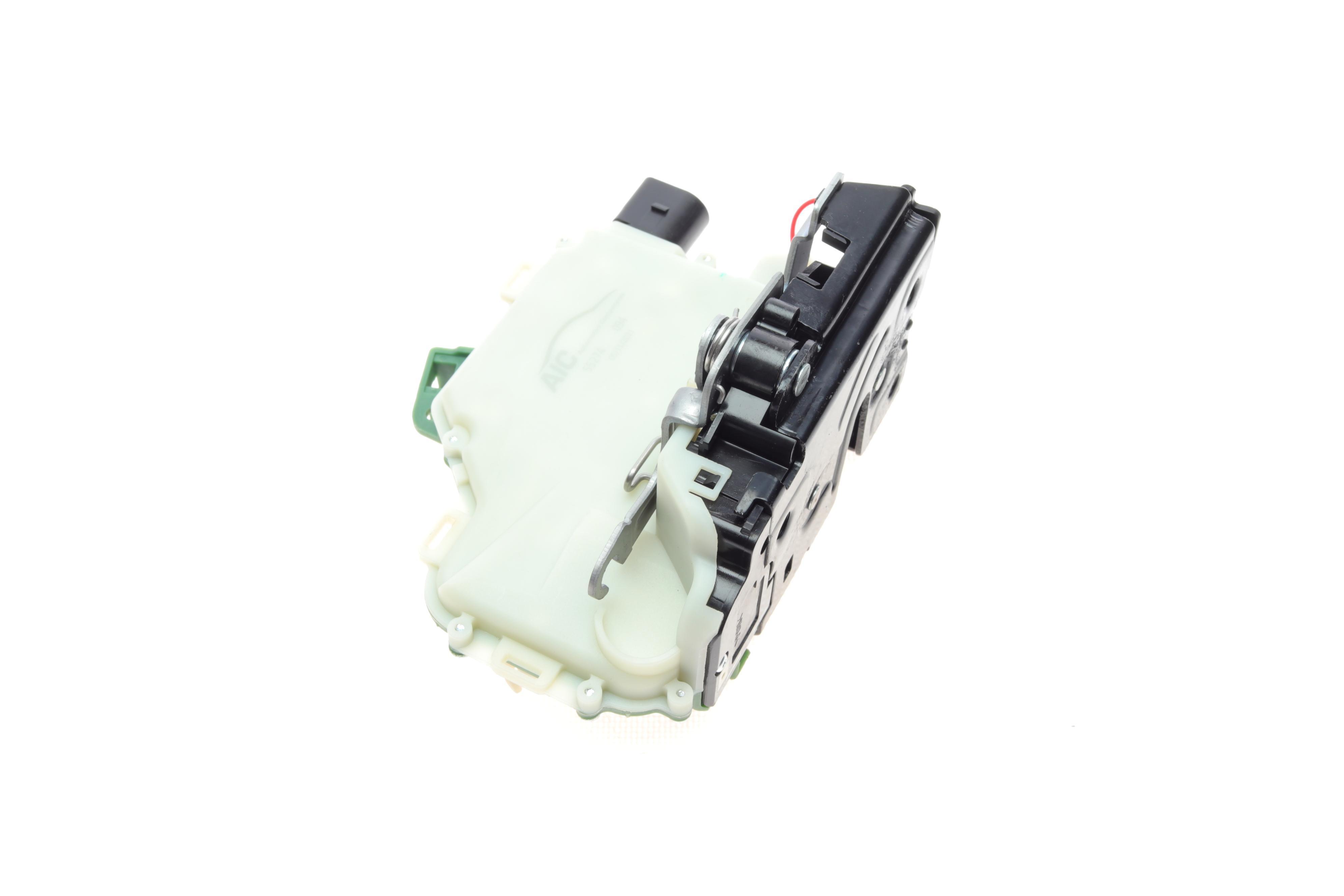 Замок дверей (задніх/R) VW Passat 96-05/Seat Leon 98-06