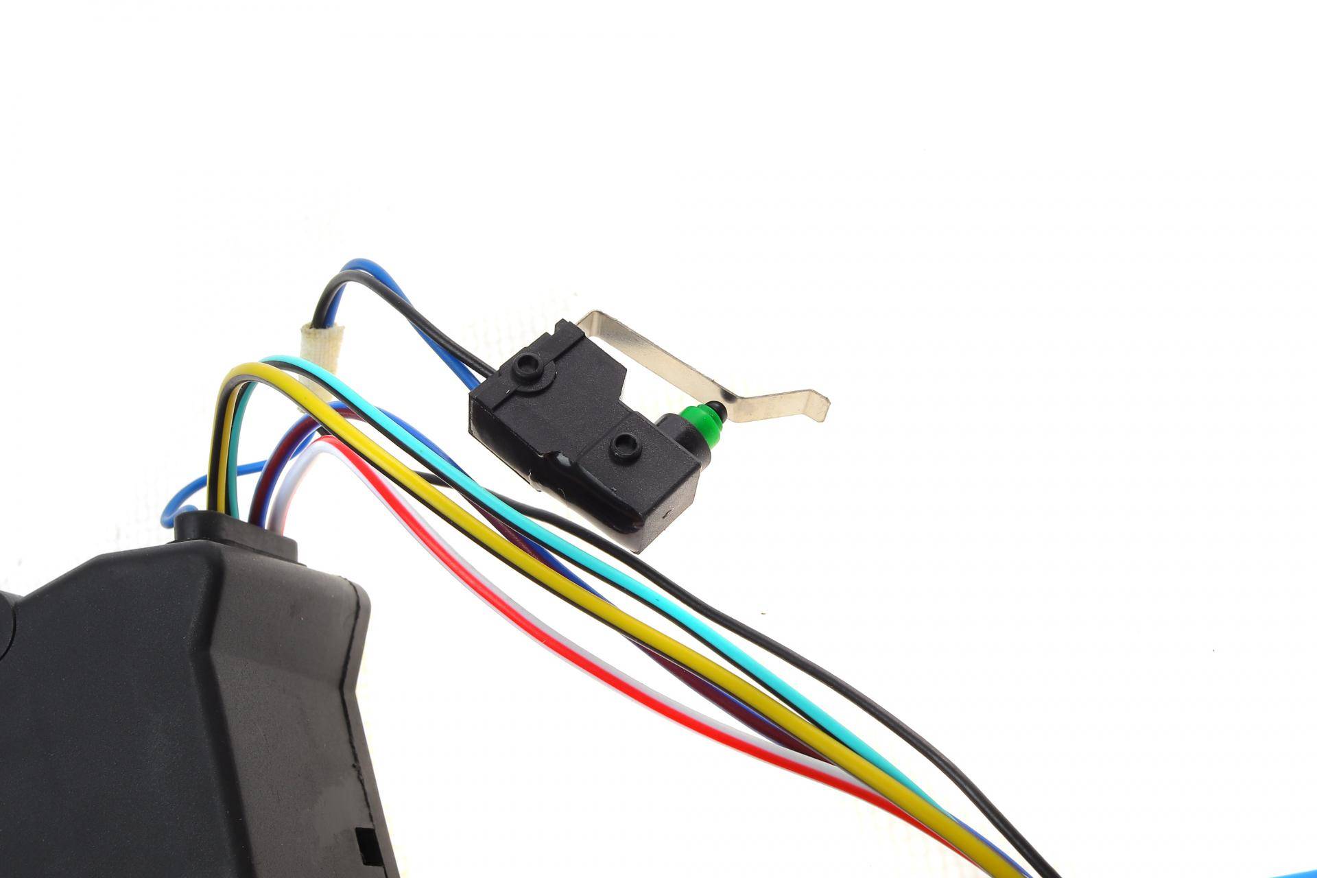 Привід замка дверей (задніх) MB Sprinter 901-904/Vito (W638)/VW LT 28-46 96-06