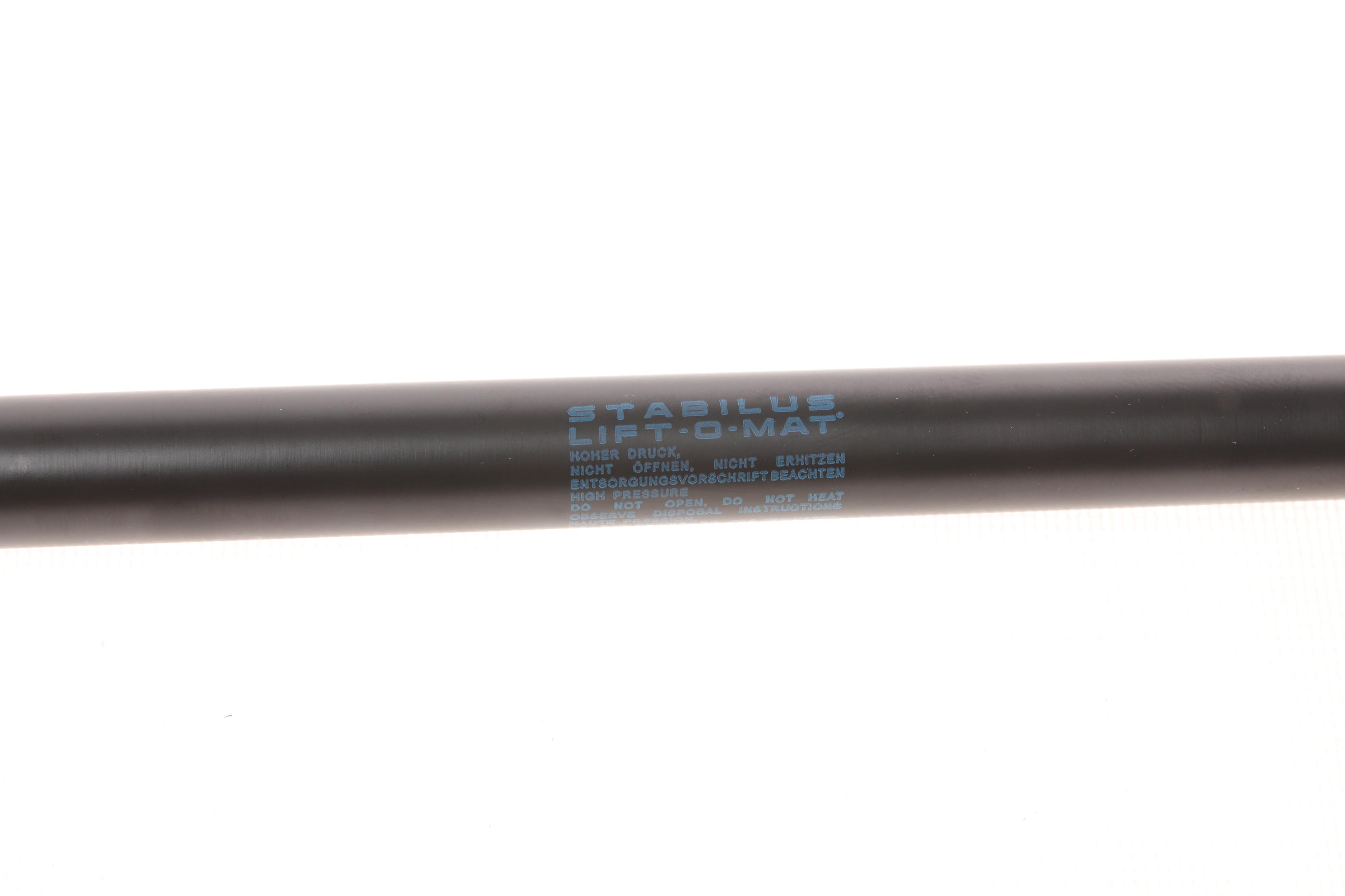 Амортизатор капоту Audi A4 00-09