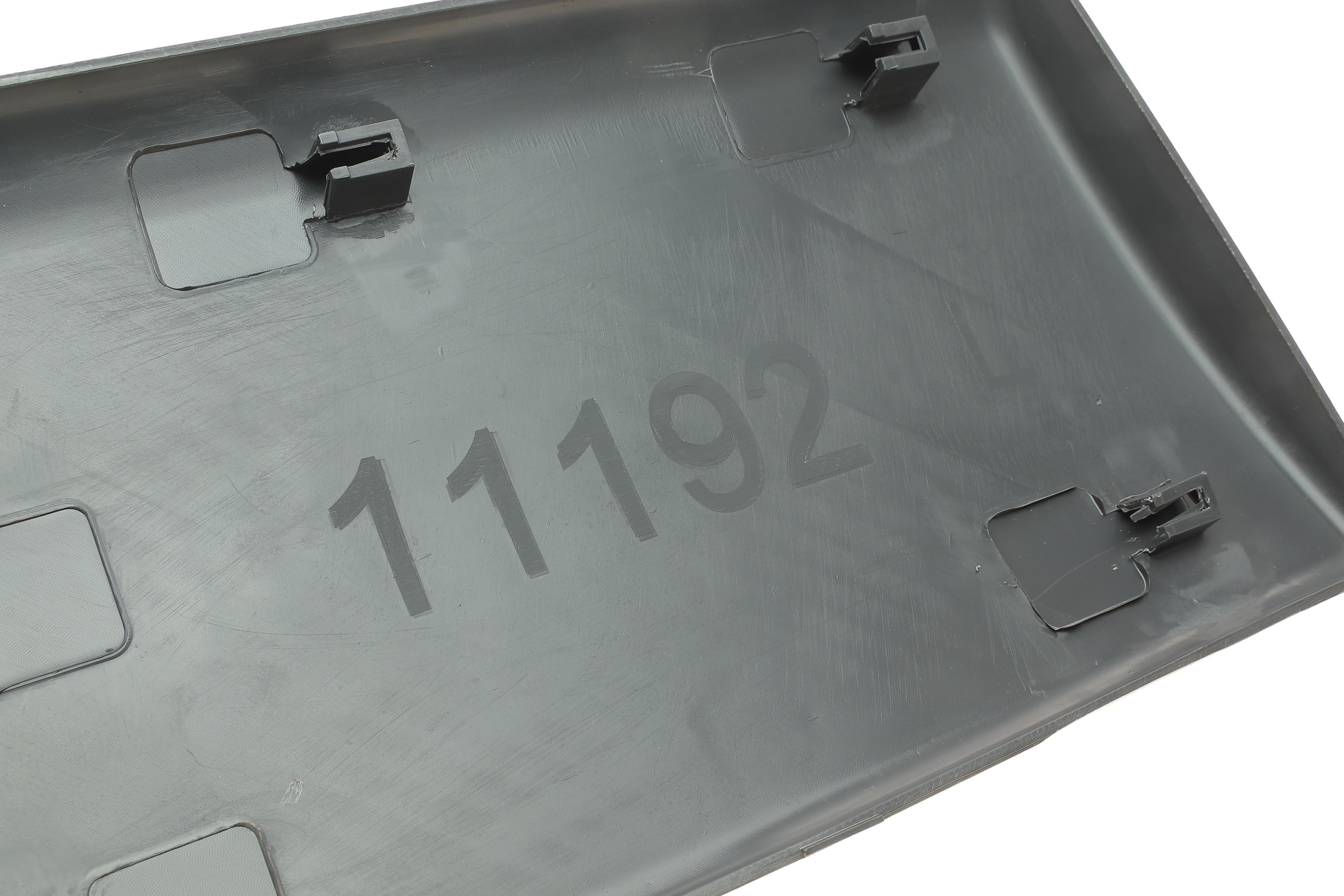 Молдинг кузова (задній/L) Renault Trafic 01- (довга база)