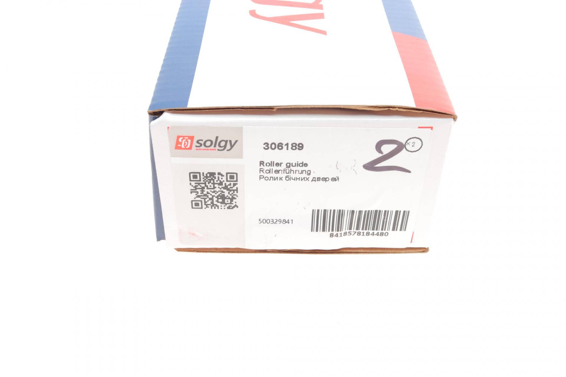 Ролик дверей (бічних/нижній) Iveco Daily 00-05 (R) (з кронштейном)