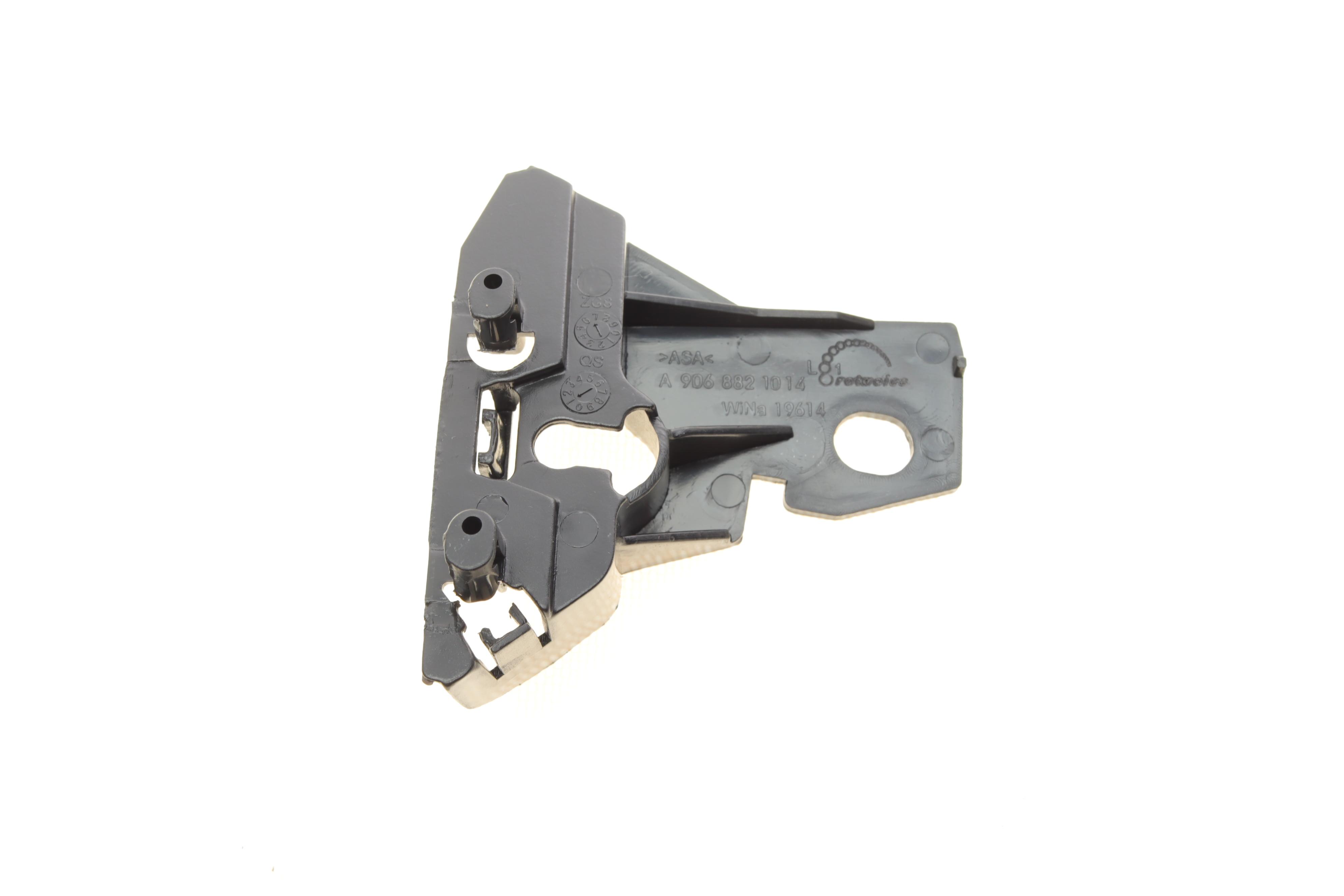 Кронштейн кріплення бампера (L) MB Sprinter 06-