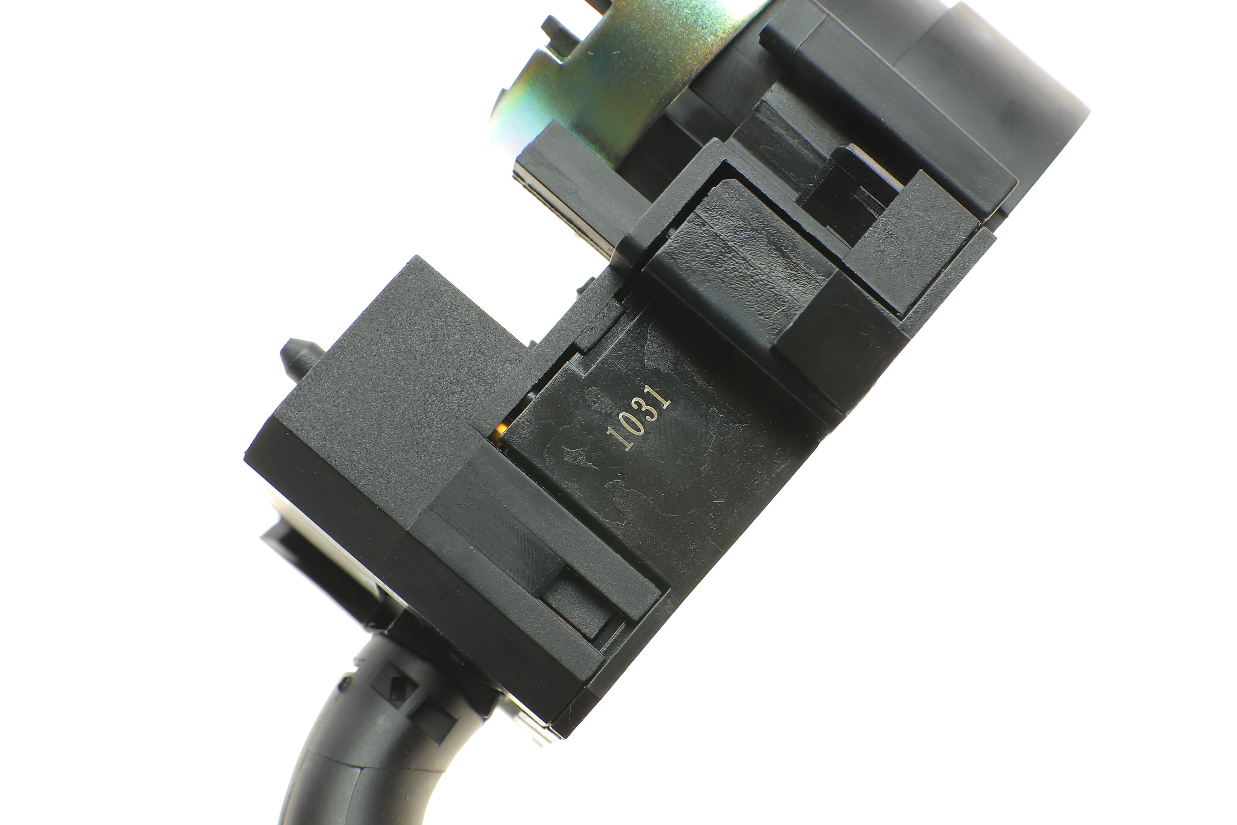 Перемикач поворотів VW Golf/ Passat 96-05