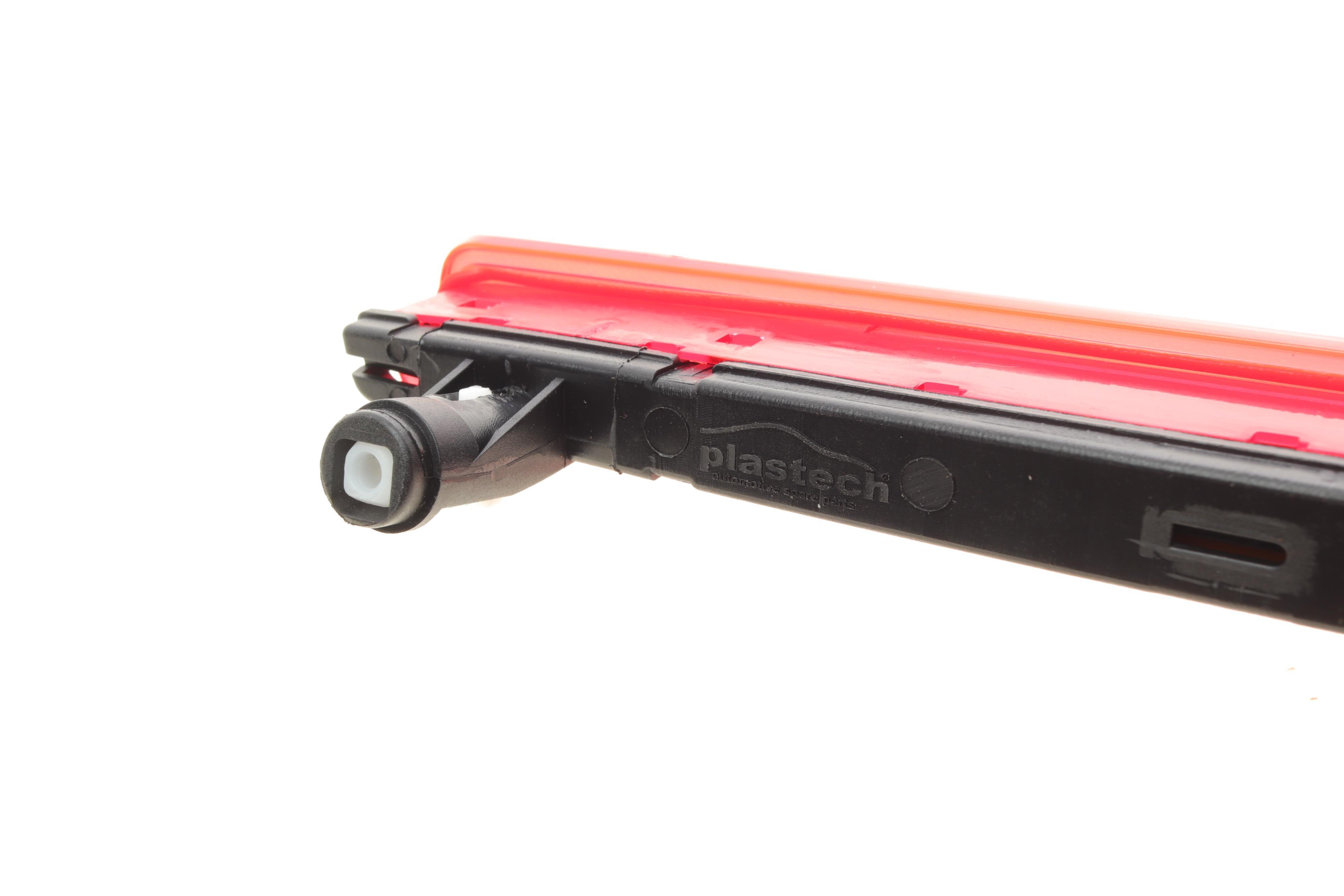 Ліхтар задній VW T5 03- (ляда) (верхній)