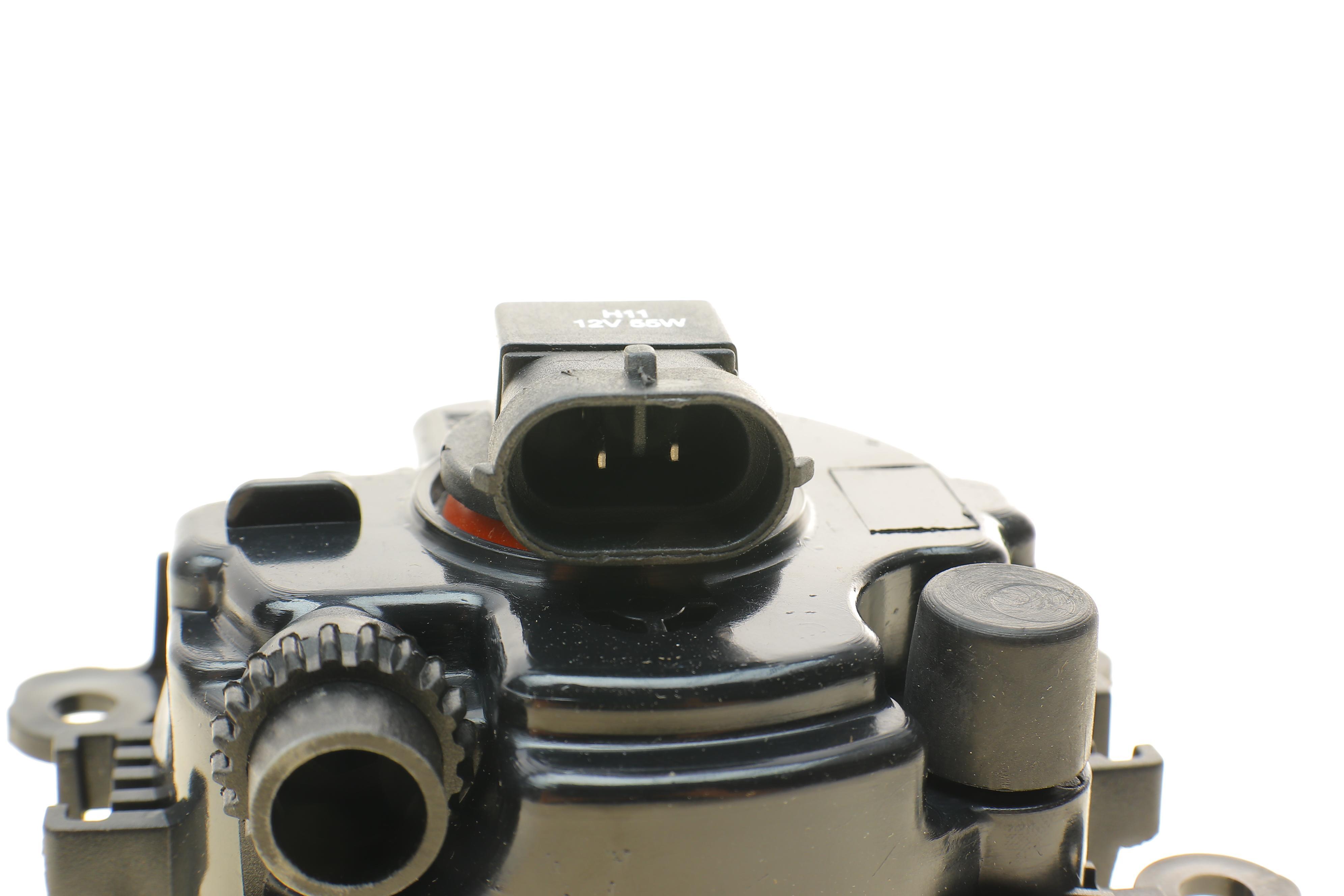 Фара протитуманна (передня) Ford Connect 02-/Transit 06-/Renault Kangoo 08-