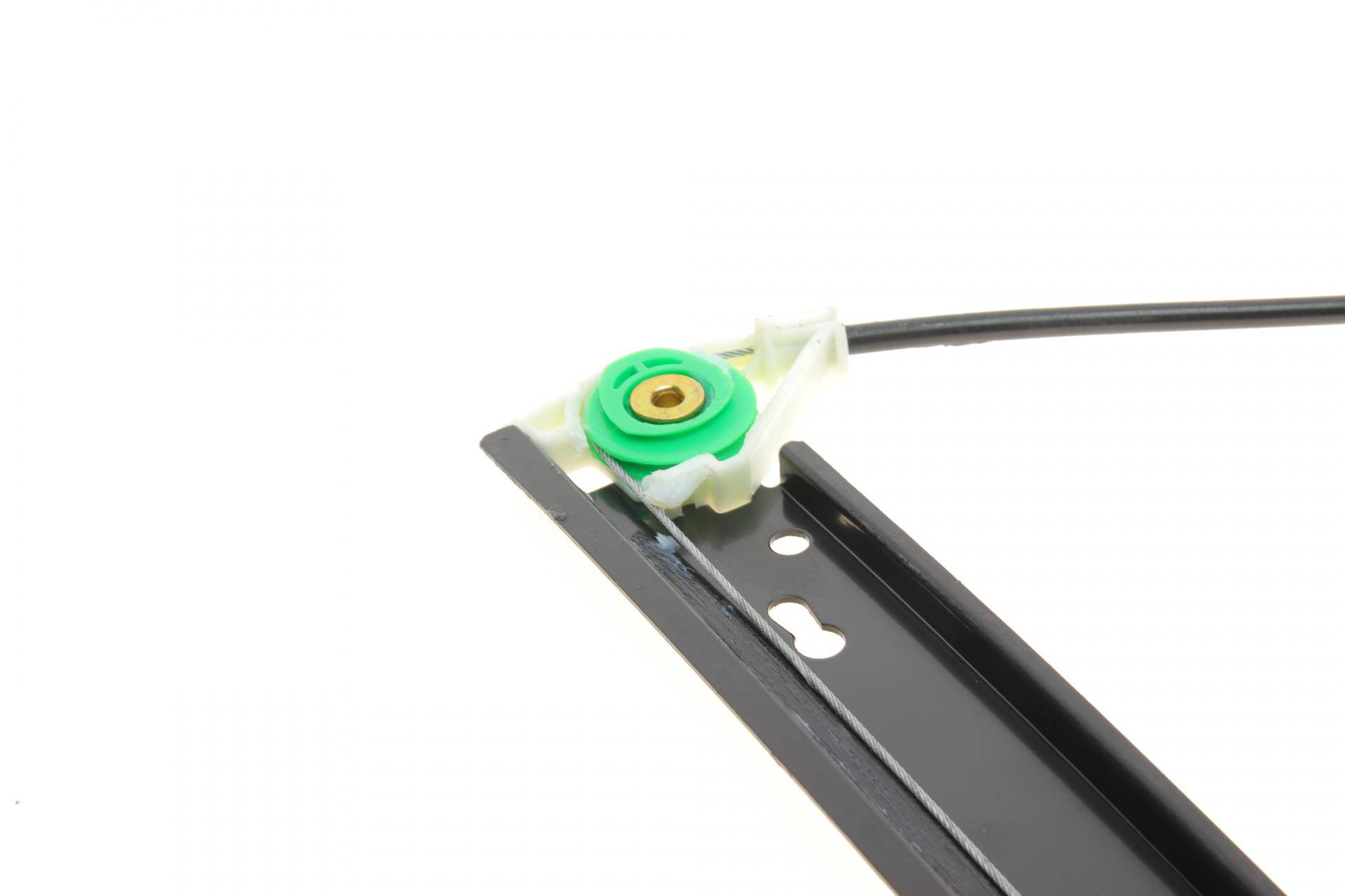 Склопідіймач (передній) Audi A6 97-05 (R) (електро) (без моторчика)