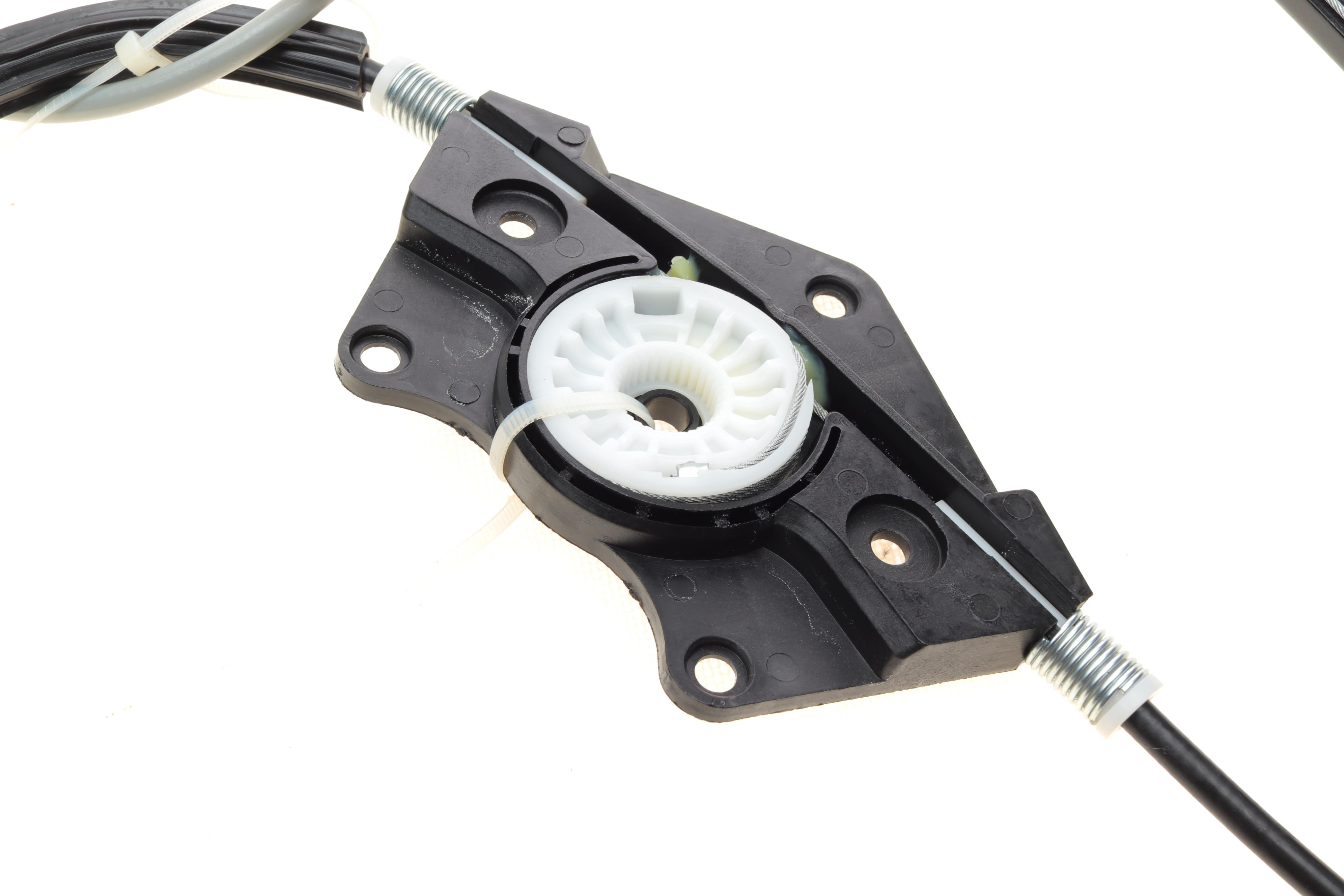 Склопідіймач (спереду) VW Passat 96-05 (R) (електро)