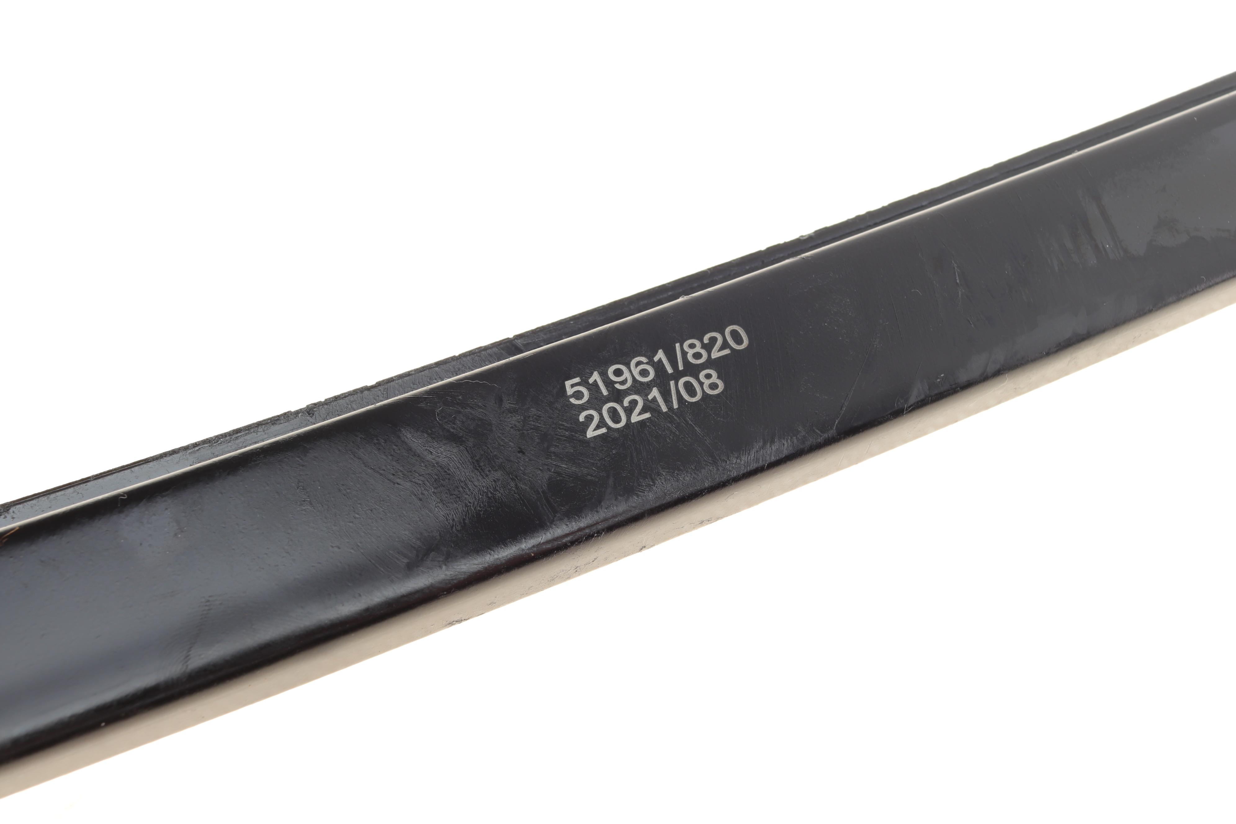 Склопідіймач (спереду) VW Passat 96-05 (R) (електро)