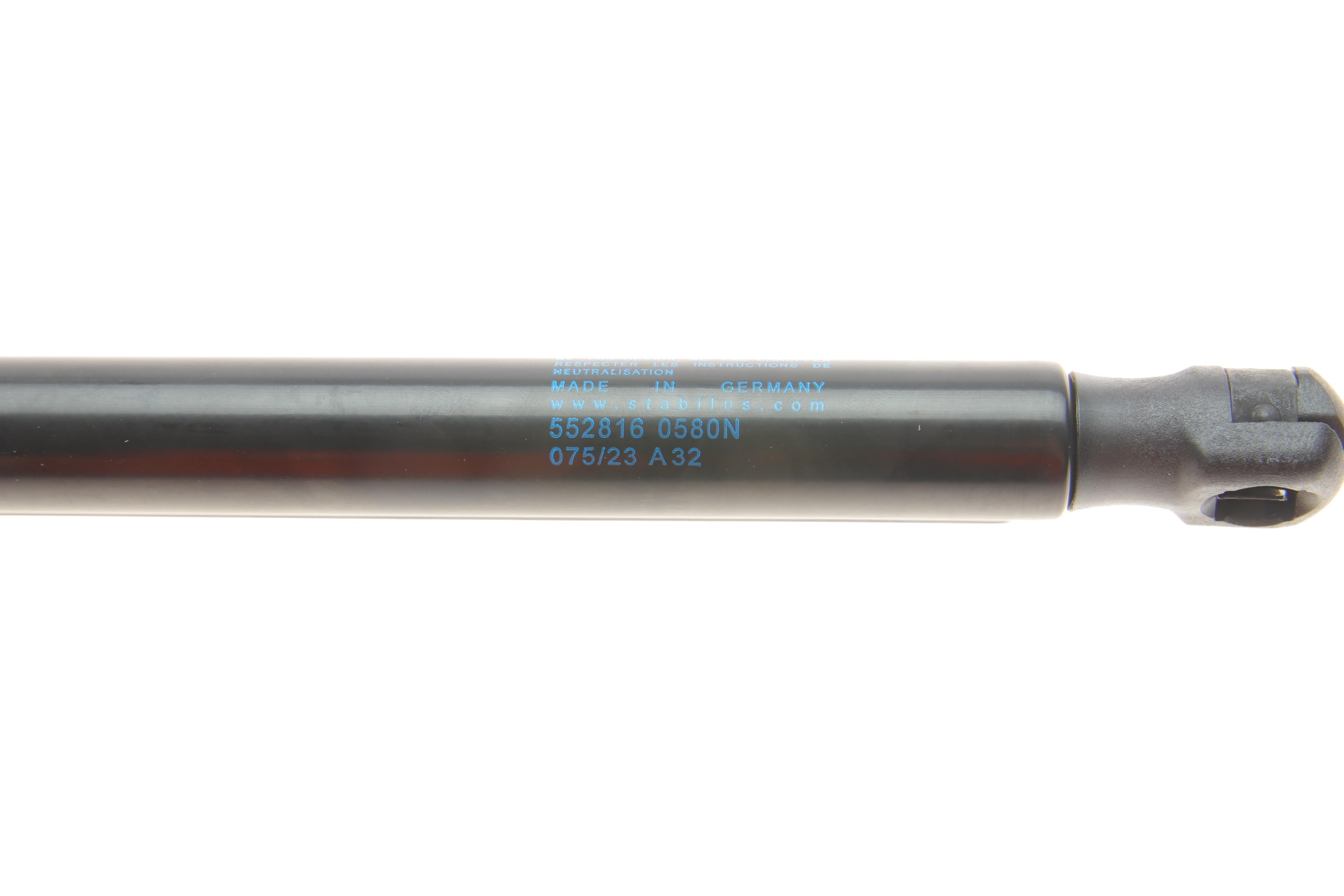 Амортизатор кришки багажника VW Passat 10-15