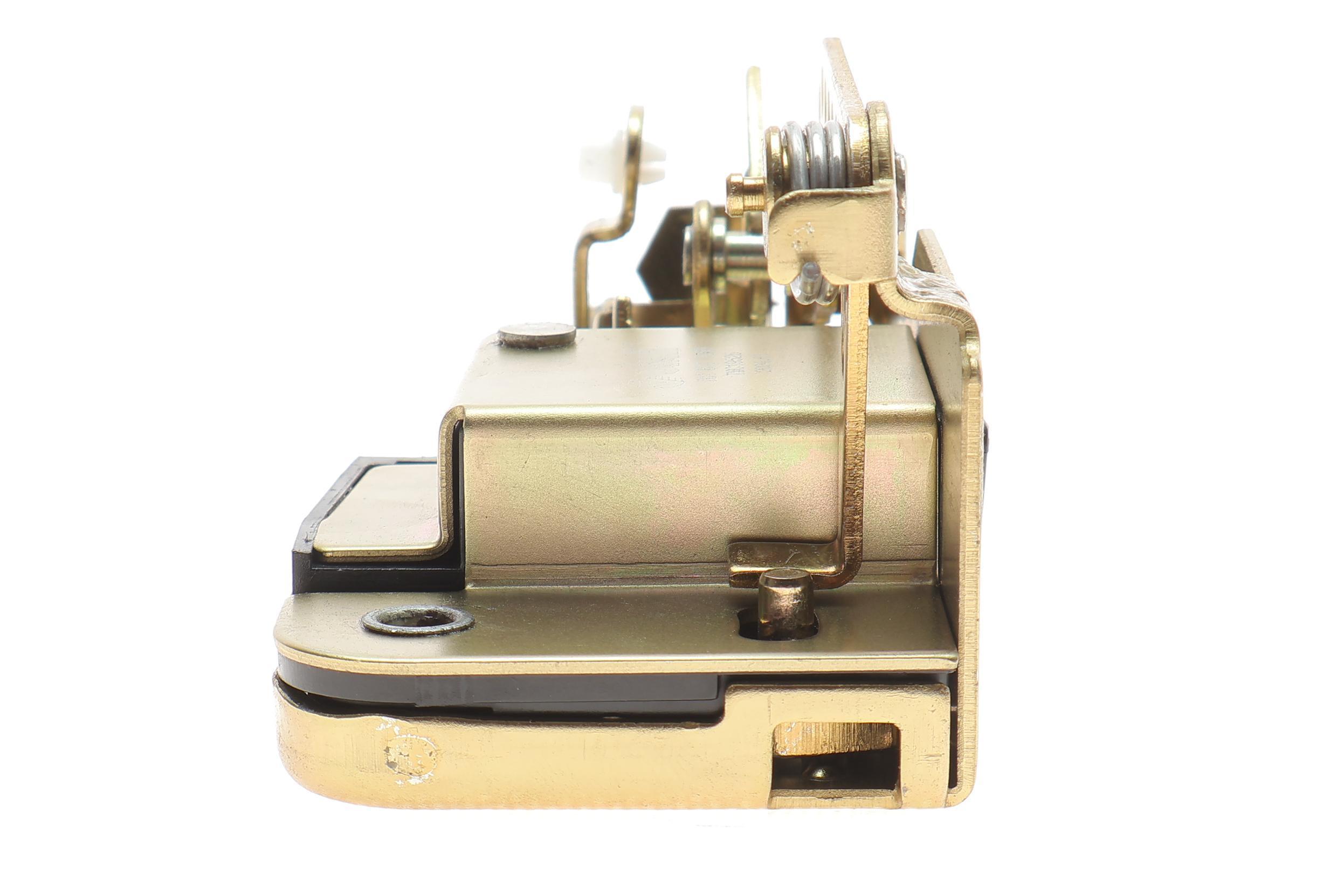 Замок дверей (передніх/R) VW T4 90-03