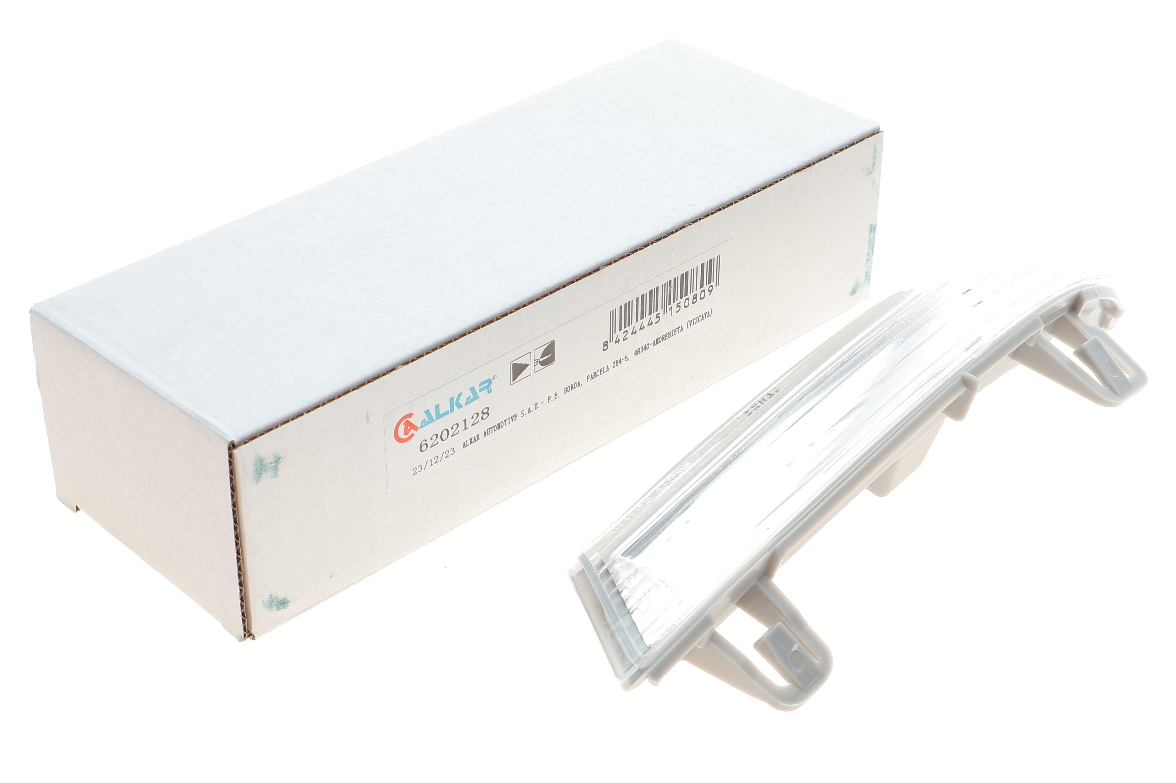 Повторювач повороту на дзеркало VW Golf V/Passat/Sharan 95- (R)